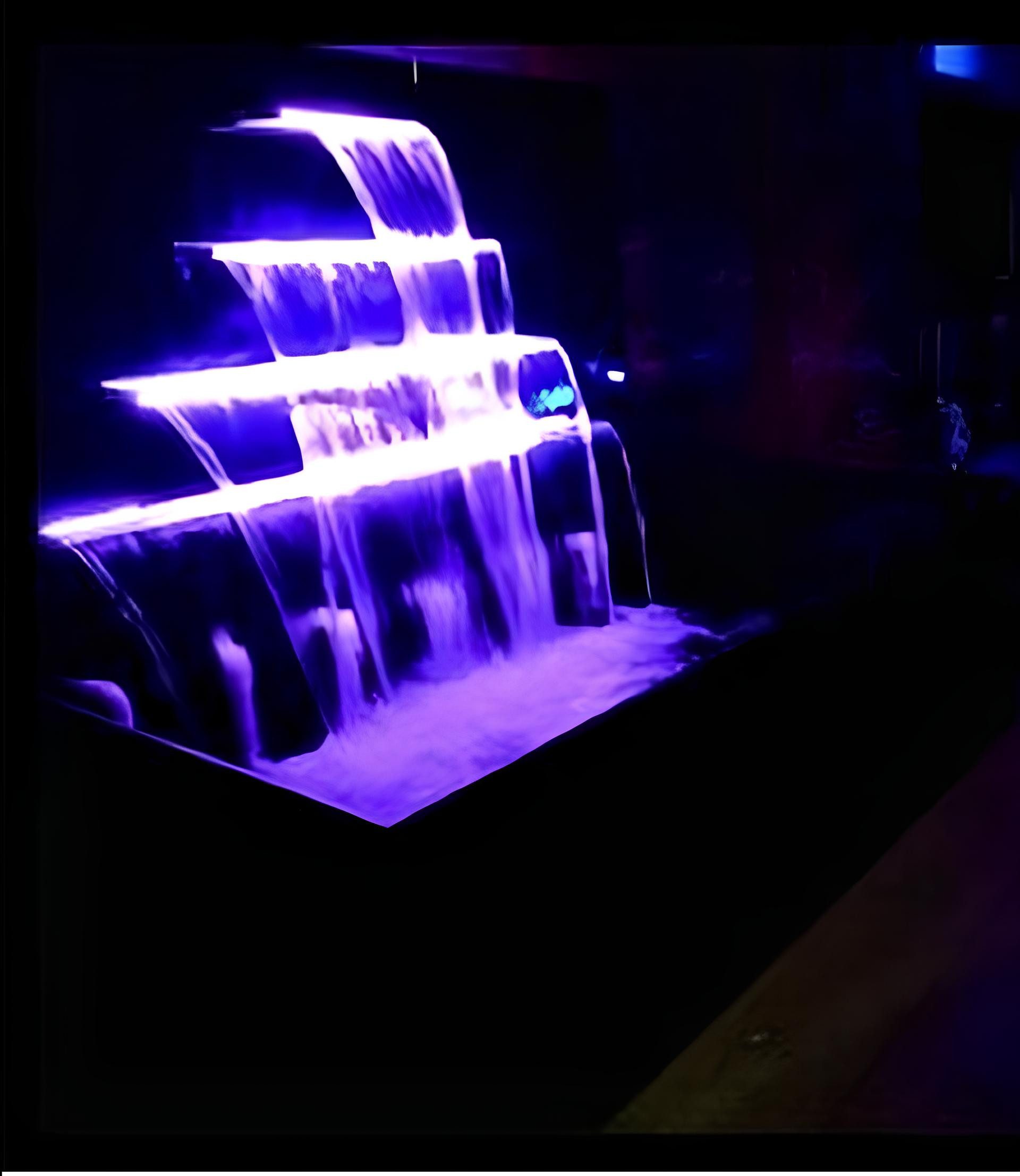 JVmoebel Zimmerbrunnen Wasserfall Pool Anlage Brunnen Edelstahl Dekoration Wasserspiele, (Waterfall blade with LED), Made in Europa