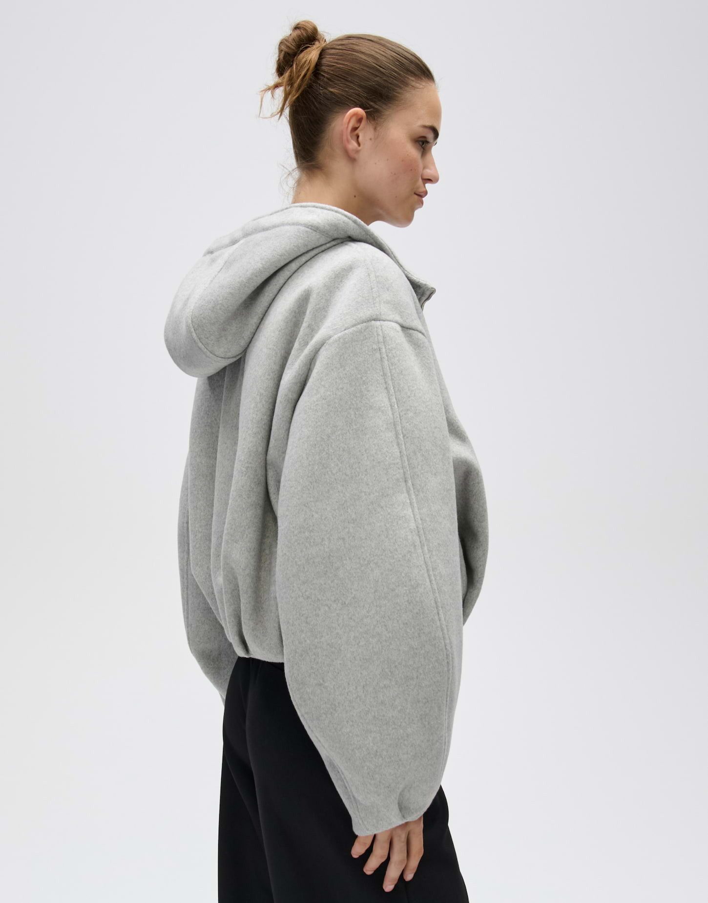 OPUS Wolljacke Halenso aus fließender Webware Verkürzte O-Form mit Kapuze und voluminösem Ballonsaum – Bild 5 von 5