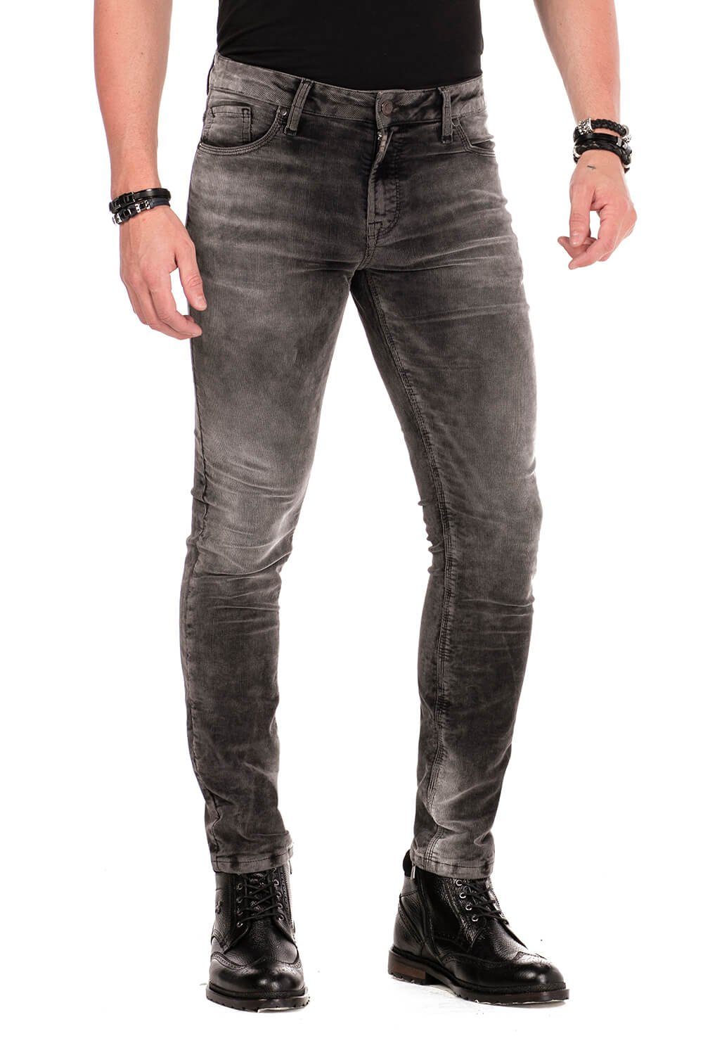 Fit schwarz Cipo & 5-Pocket-Jeans Slim Baxx in Cordhose