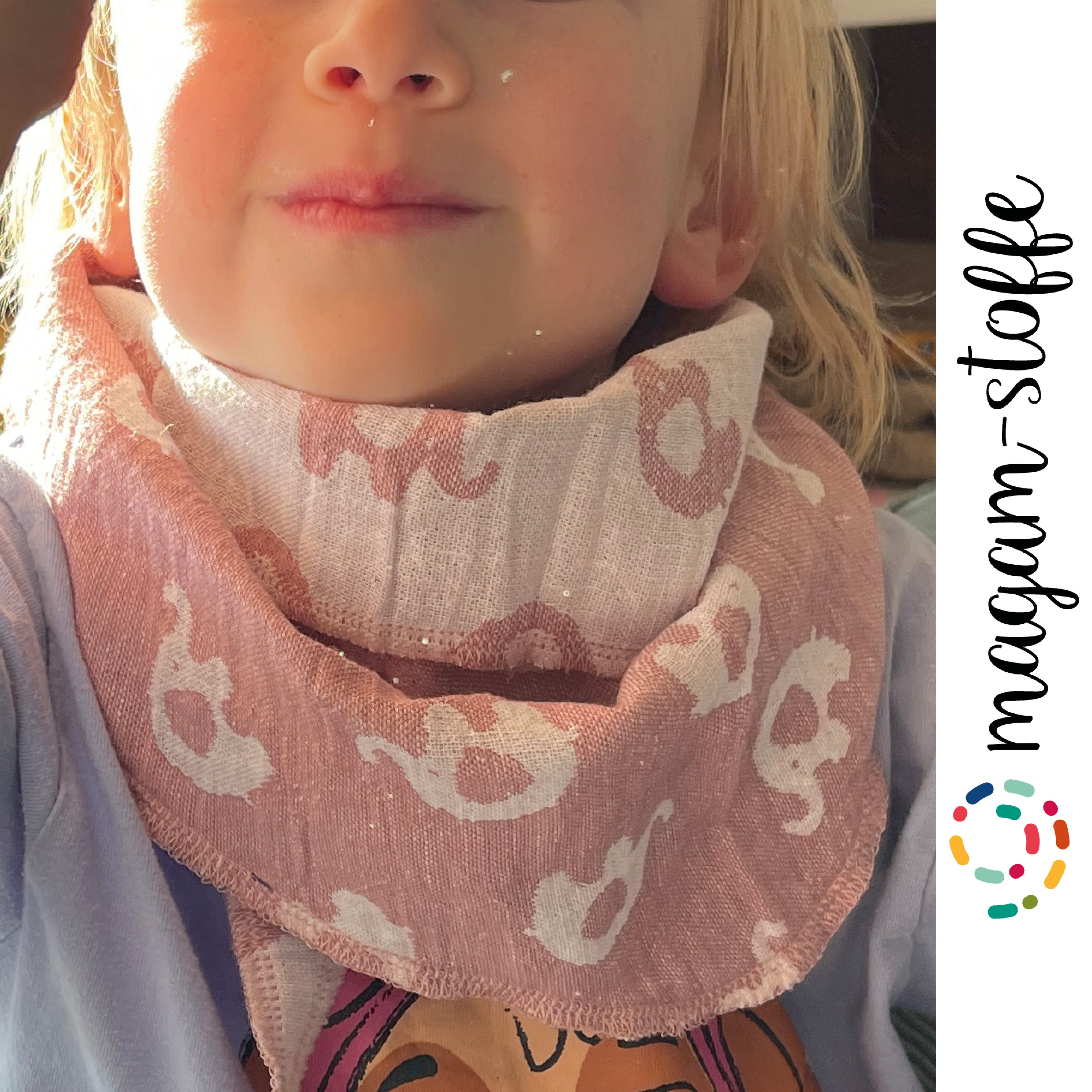MAGAM-Stoffe Dreieckstuch "Nina", Halstuch Tuch Kinder und Erwachsene 100% Baumwolle, Unikat, Wuppertal