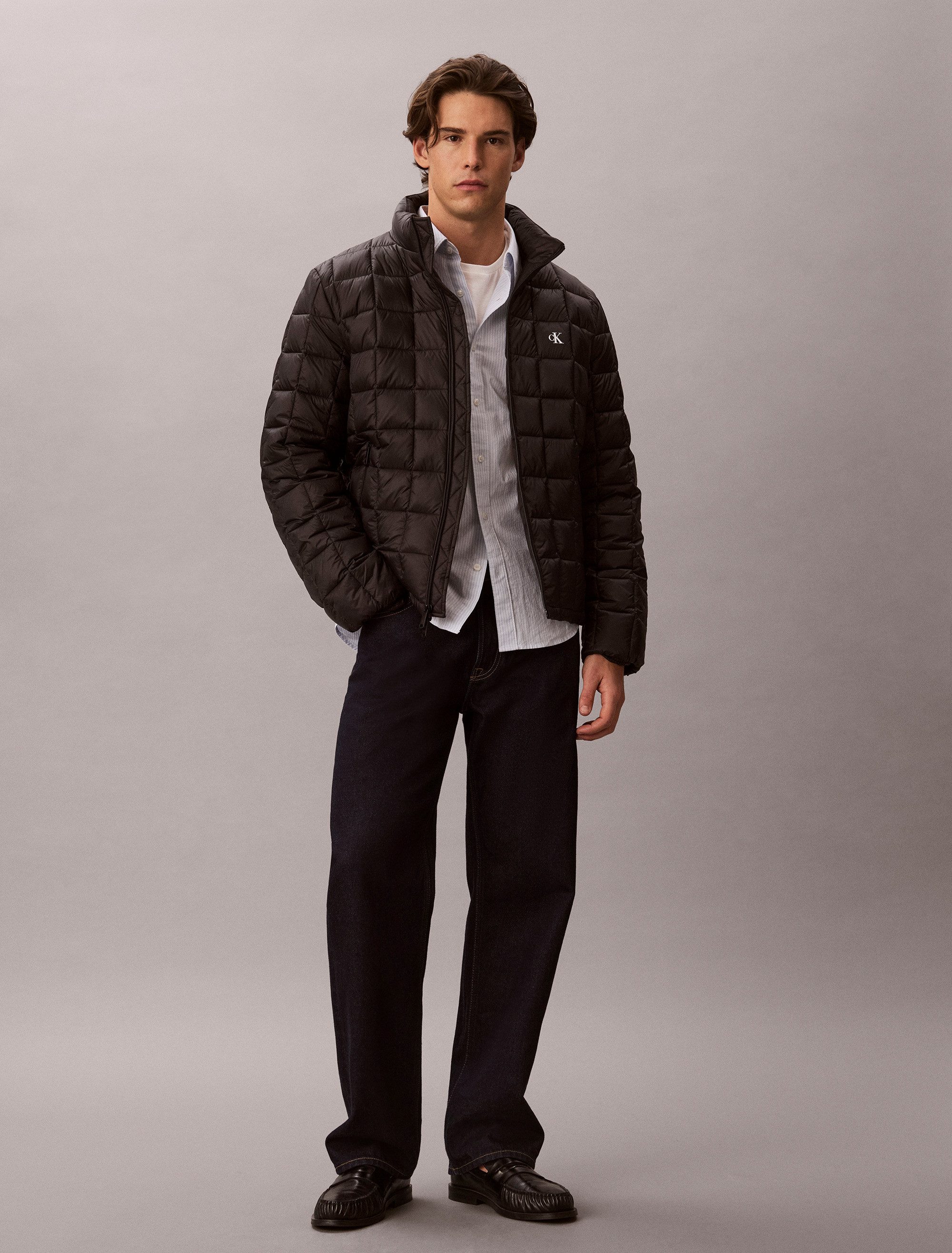 Calvin Klein Jeans Steppjacke Stehkragen, 2-Wege-Zipper, modische Steppung – Bild 5 von 5