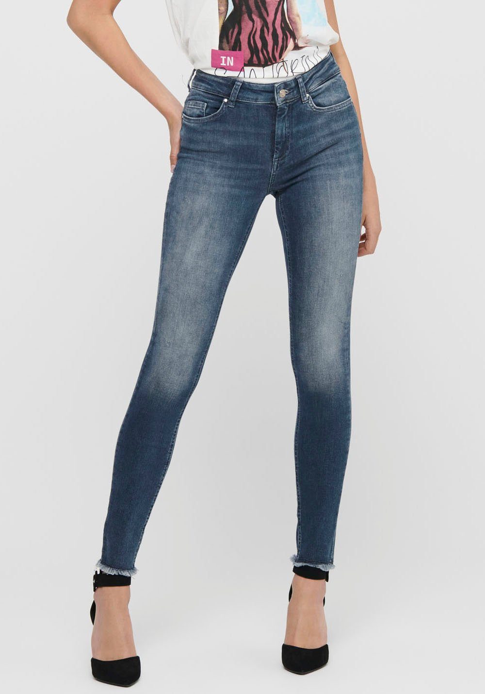 ONLY Ankle-Jeans "ONLBLUSH MID SK ANK RW REA422 NOOS", mit Fransensaum günstig online kaufen