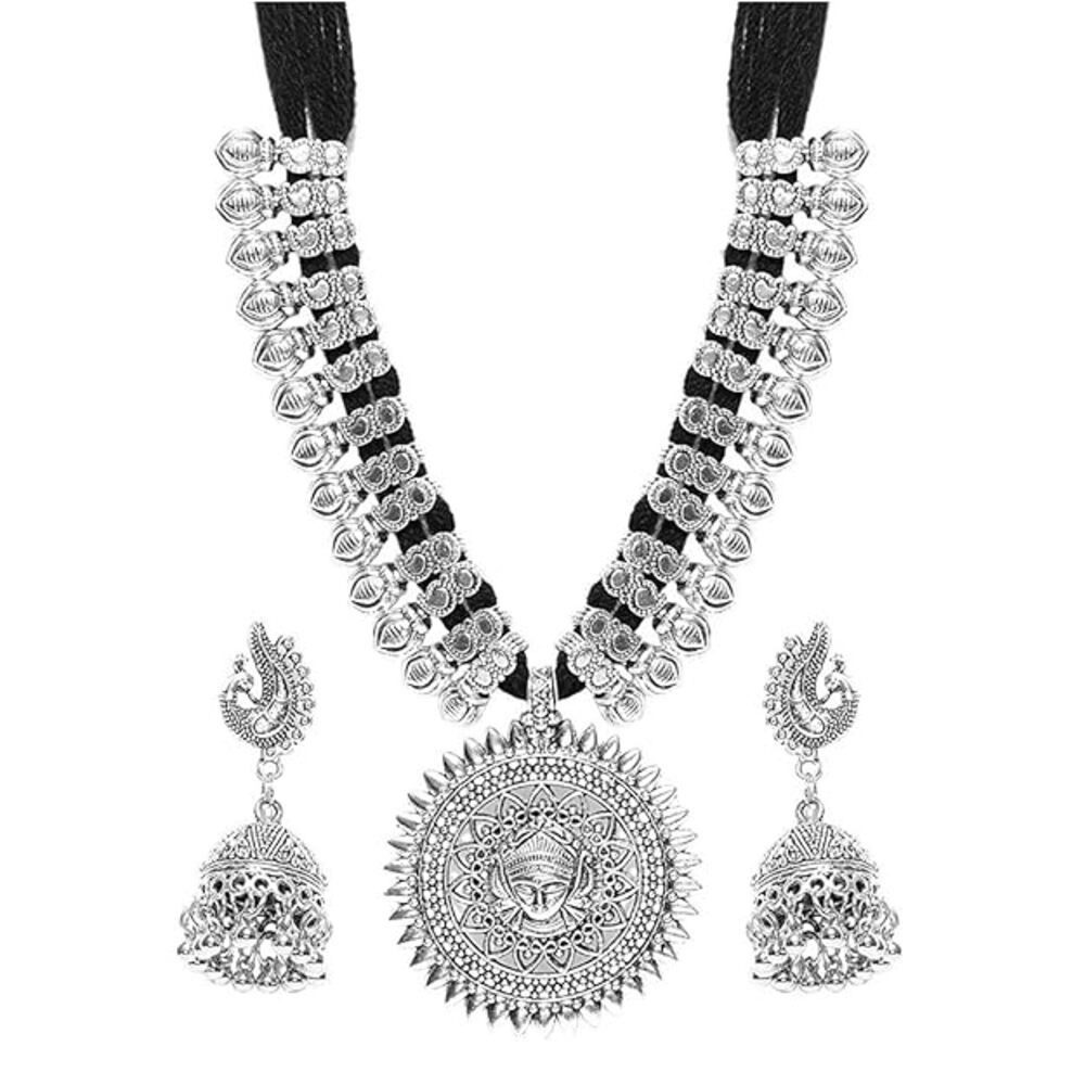 YouBella Schmuckset Fashion Afghani Stammes-Schmuck-Set für Frauen & Mädchen (Antikes Silber, Oxidiert plattiert, Hautfreundlich), Stammes-Baumwollfaden-Halskette & Ohrringe Set