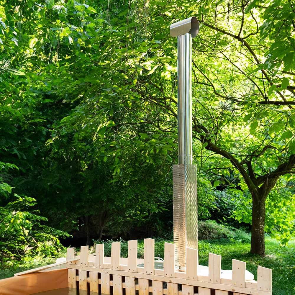 HOME DELUXE Badebottich Hot Tub / holzbefeuertes Badefass (210cm), SKANDI L, 1800 l, für 4 Personen, integrierter Holzofen, Treppe und Abdeckung inklusive – Bild 5 von 5