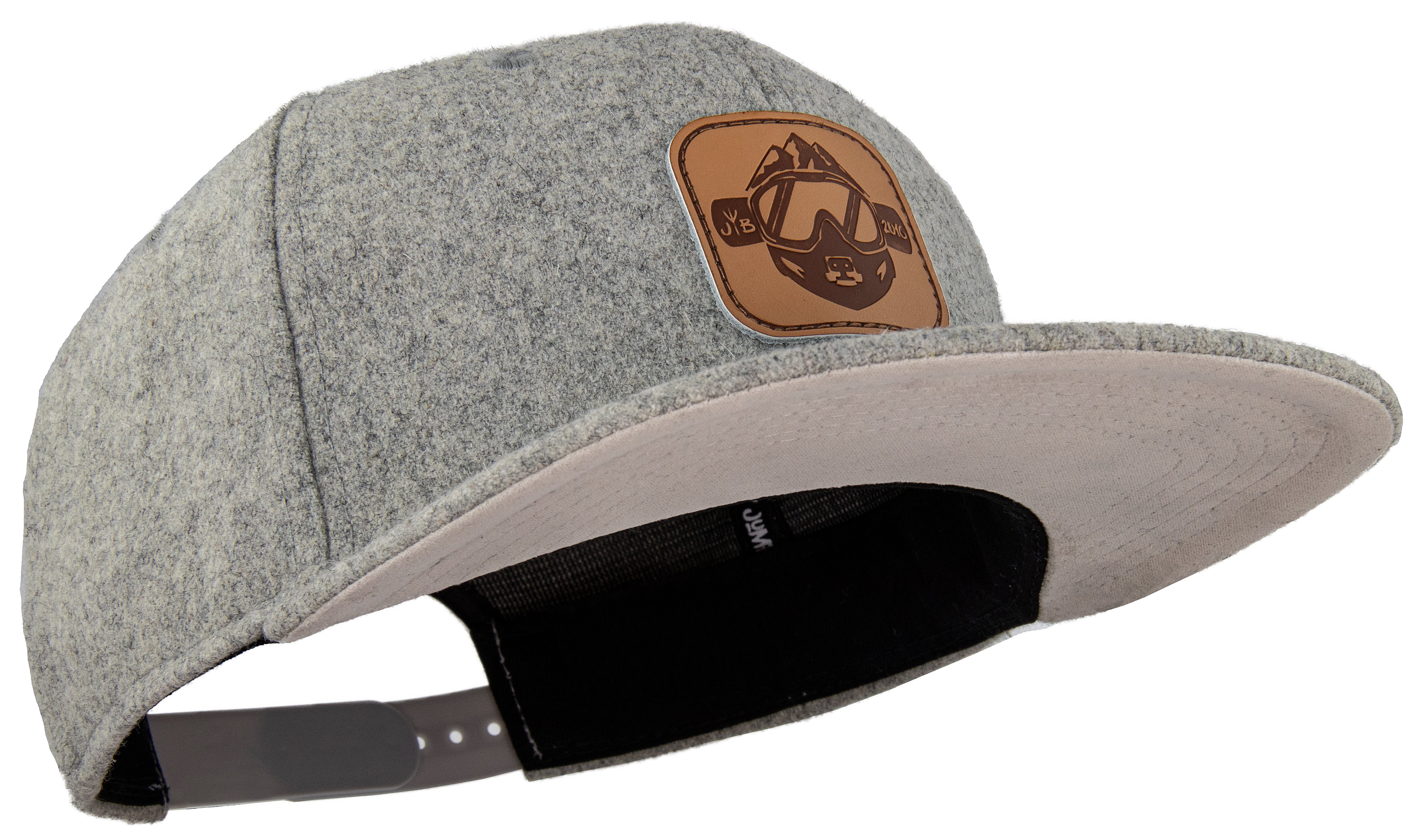 Jumping Bird Snapback Cap Hellgau