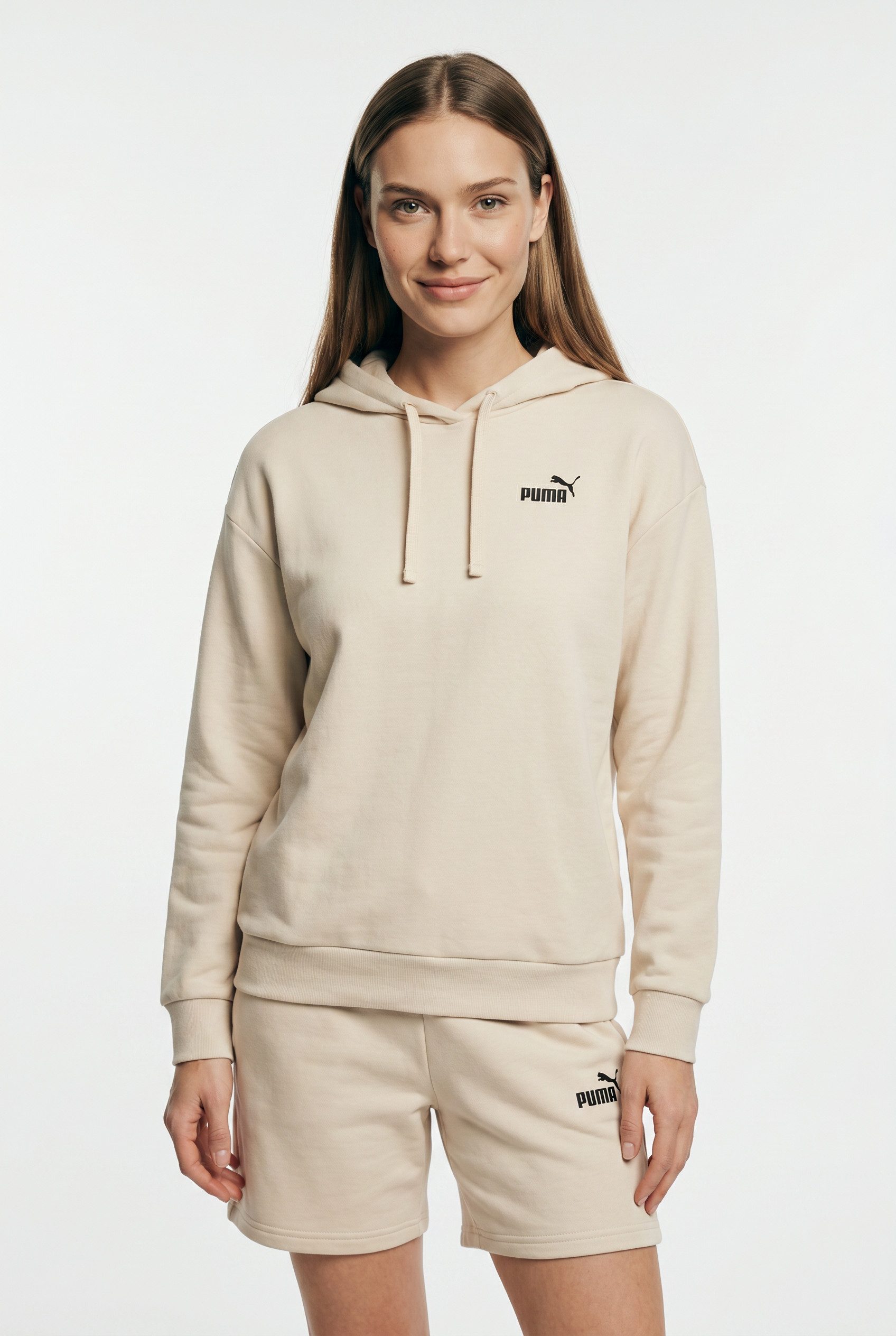 PUMA Trainingsanzug SHORT HOODED RELAXED SWEAT SUIT 7" TR OP (2-tlg), mit verstellbarer Kapuze, mit Seitennahttaschen, entspannte Passform