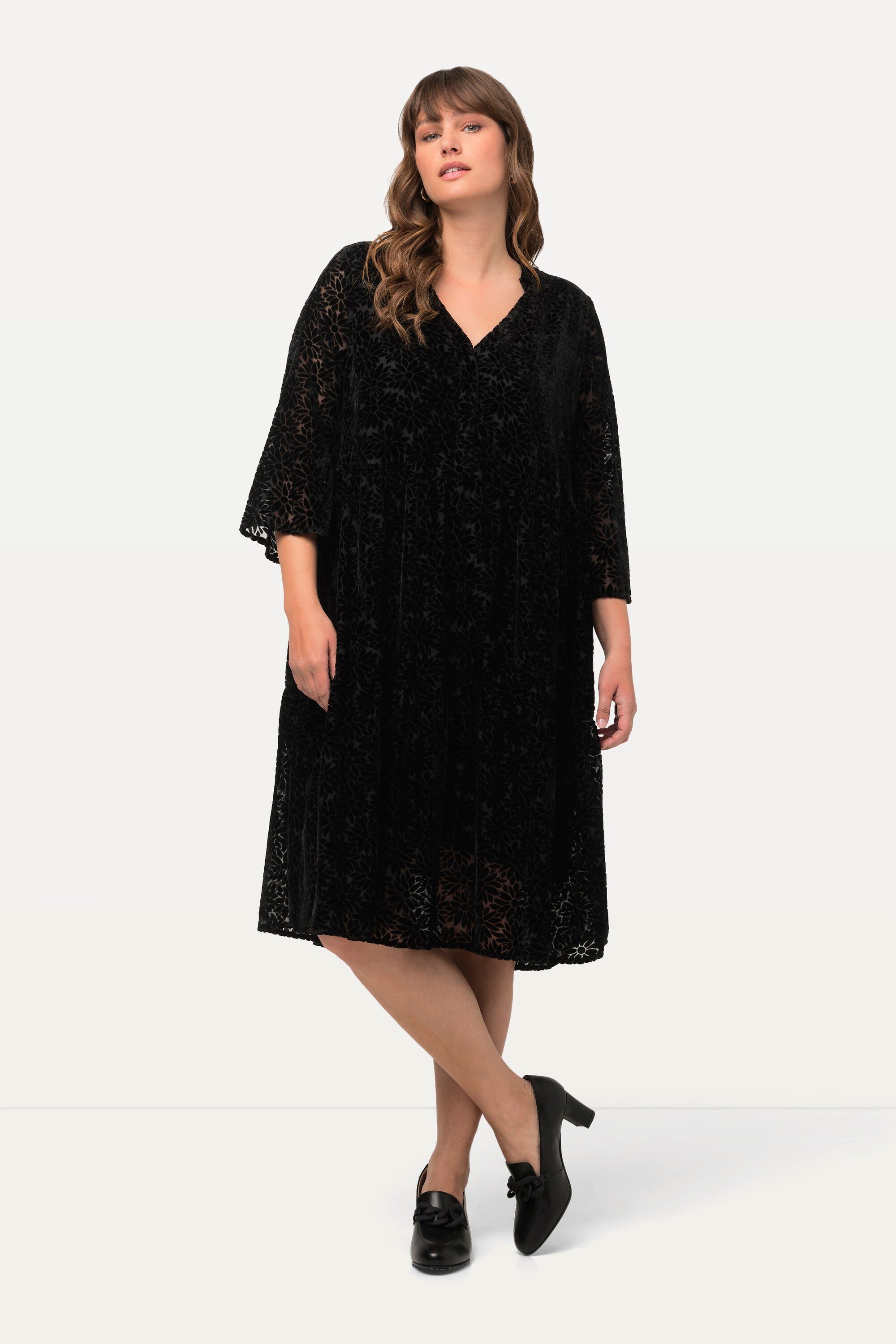 Ulla Popken Jerseykleid Samt-Midikleid Ausbrennermuster Rundhals günstig online kaufen
