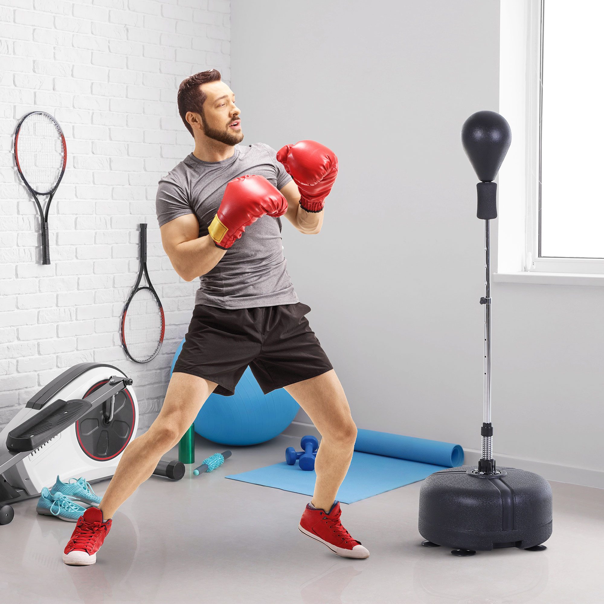 HOMCOM Punchingball Boxen Set Höhenverstellbar Saugnapf (Boxsack mit Ständer, 1-tlg., Standboxball mit Boxhandschuhen), für Ausrüstung, Stressabbau, Fitness, Schwarz