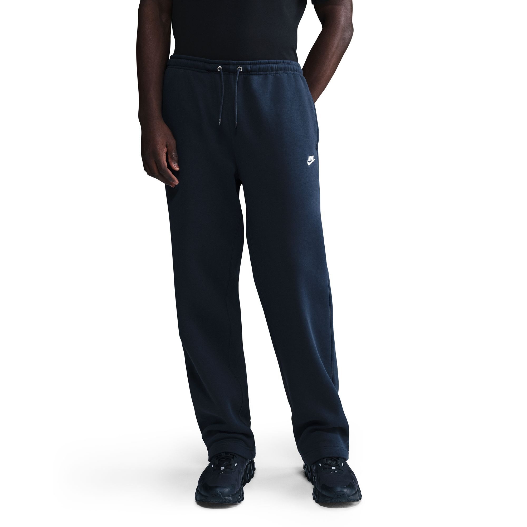 Nike Sportswear Sporthose M NK CLUB BB OH PANT mit Eingrifftaschen und Gesäßtasche, aus Baumwollmischung