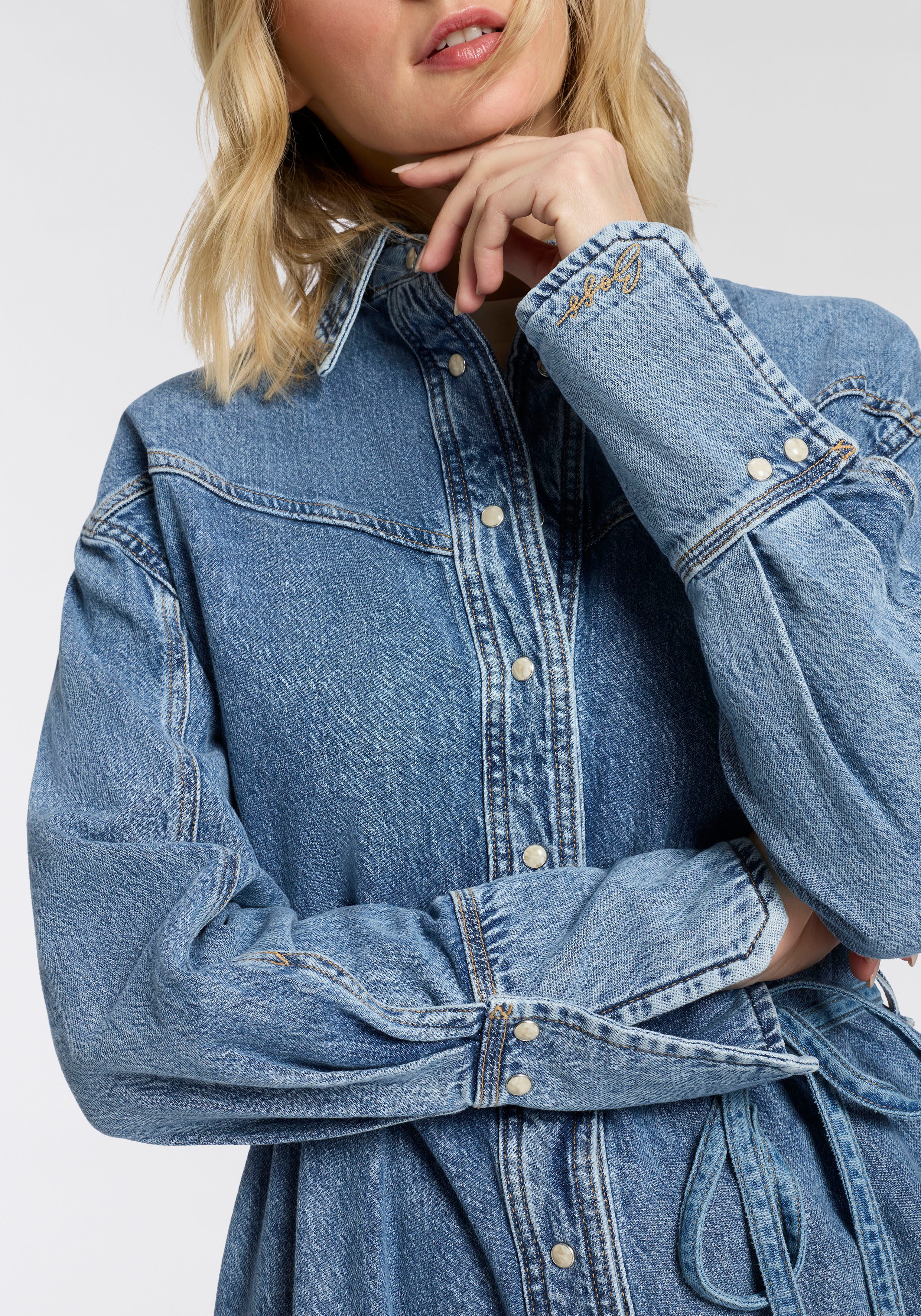 BOSS ORANGE Hemdblusenkleid Shirtdress Premium Damenmode tailliert, Denim-Look