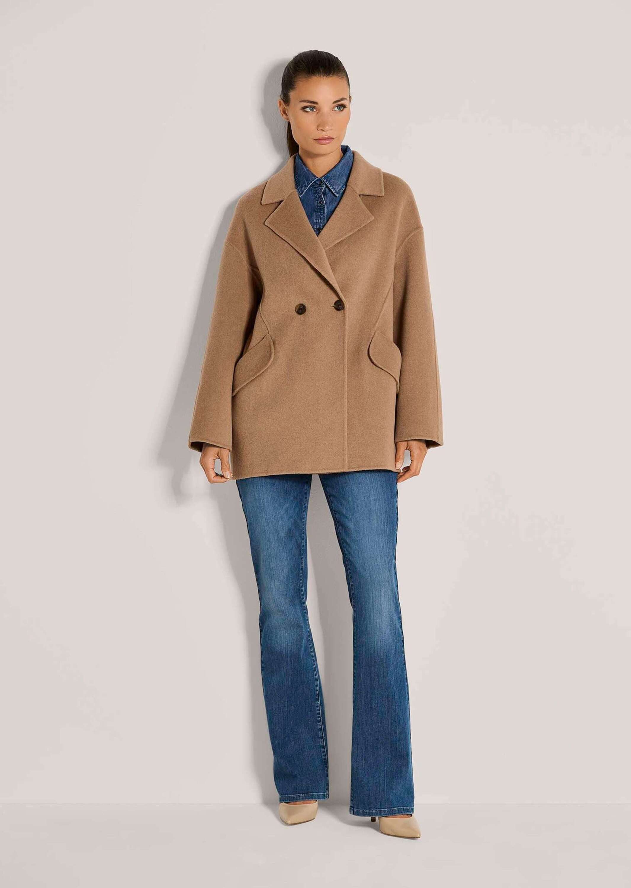 MADELEINE Outdoorjacke Jas. Zuiver wol Zweireihig, Reverskragen, Hornknöpfe, Langarm