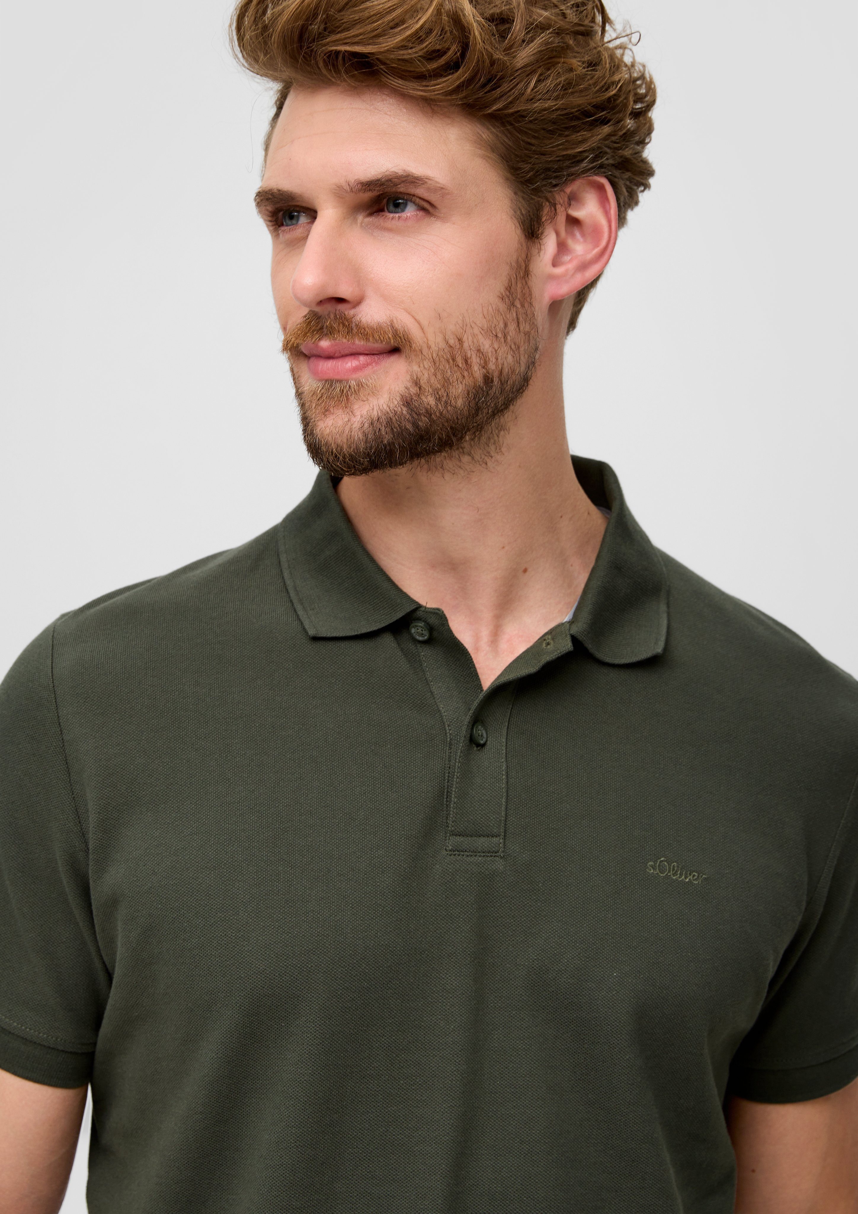 s.Oliver Poloshirt mit Logostickerei