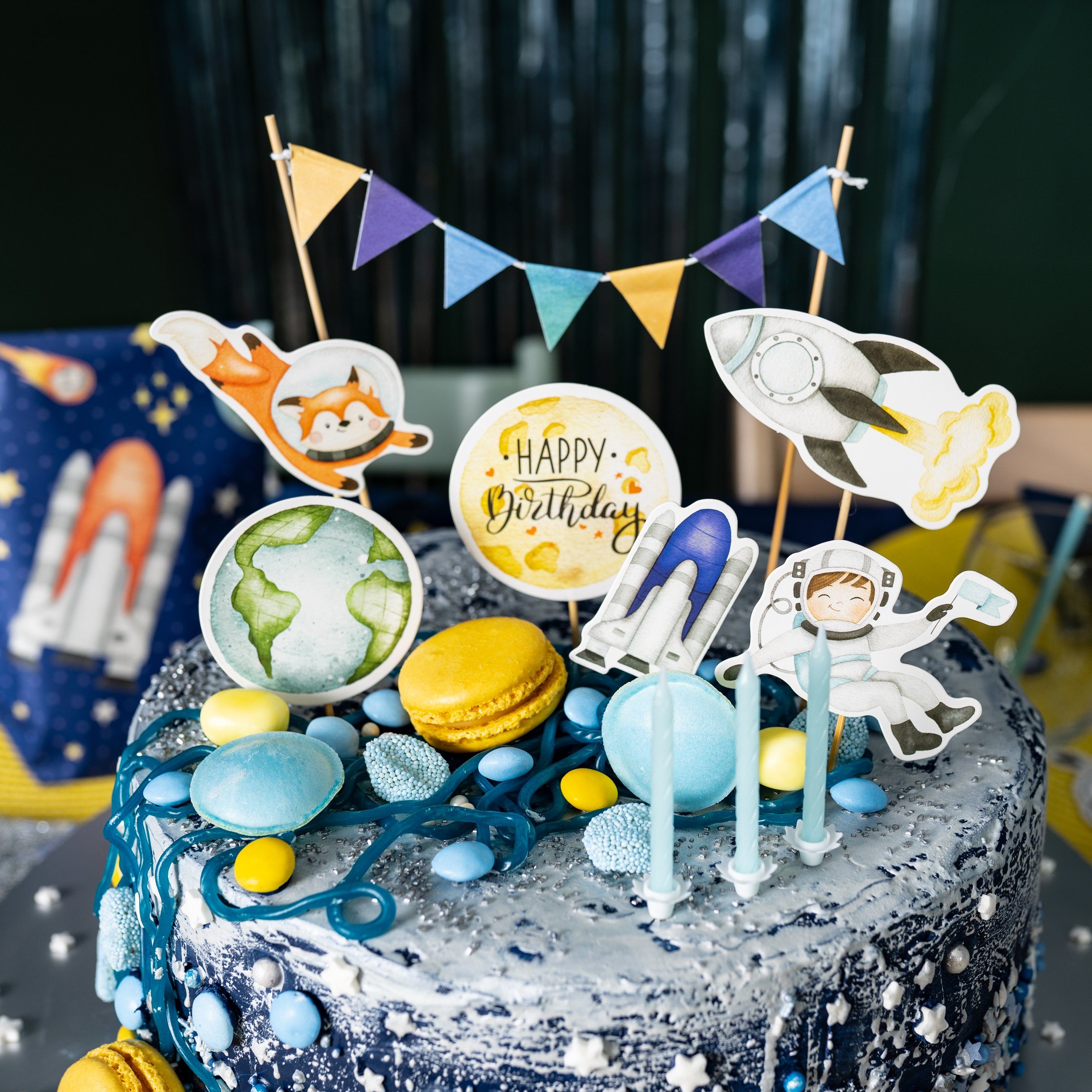 PAPIERDRACHEN Papierdekoration Cake Topper - Kuchendekoration- 19-teilig -in verschiedenen Designs, Kuchenstecker für den Kindergeburtstag
