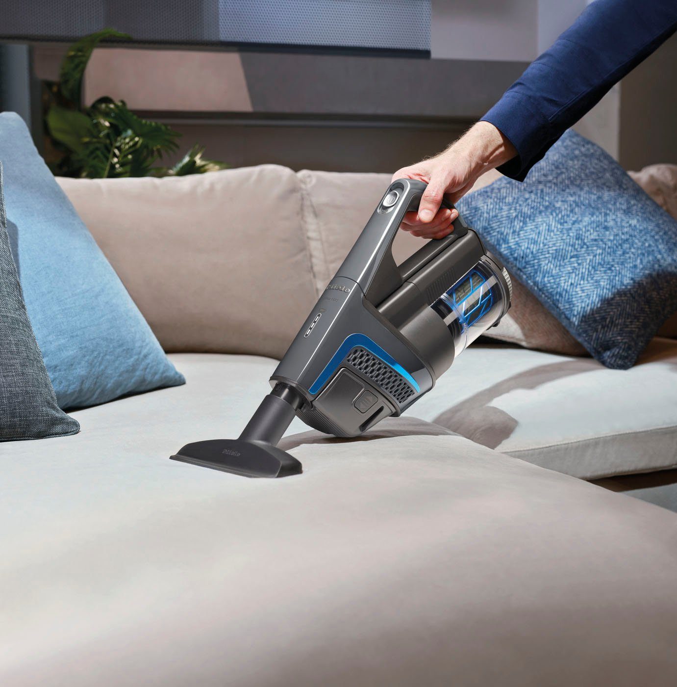 Miele Akku-Handstaubsauger Triflex HX1 FL, Graphitgrau Blau, 120 W, beutellos – Bild 5 von 5