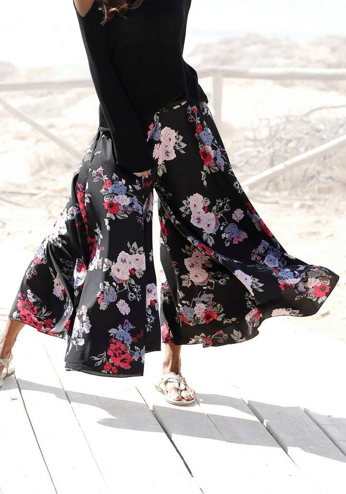 LASCANA Hosenrock mit extra weitem Bein mit Blumenprint, Culotte, weites Bein, luftige Sommerhose, Schlupfhose