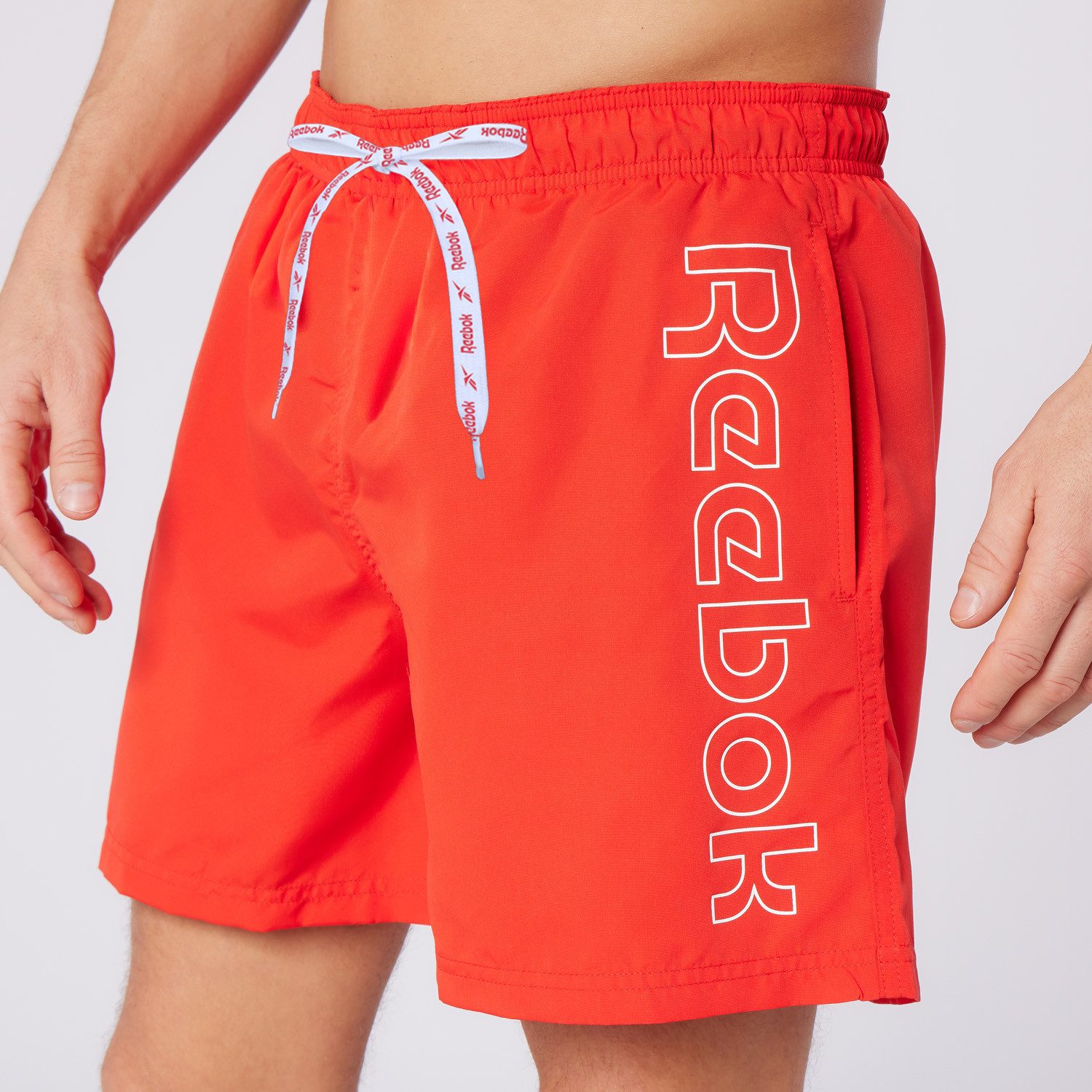 Reebok Badeshorts Abbott mit Tunnelzug und seitlichen Taschen