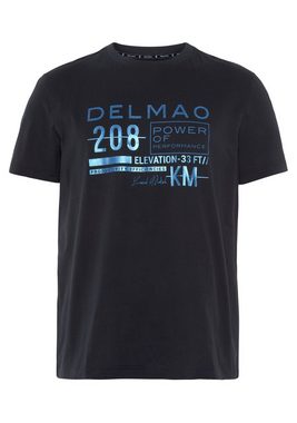 DELMAO T-Shirt mit leicht glänzendem Brustprint-NEUE MARKE!