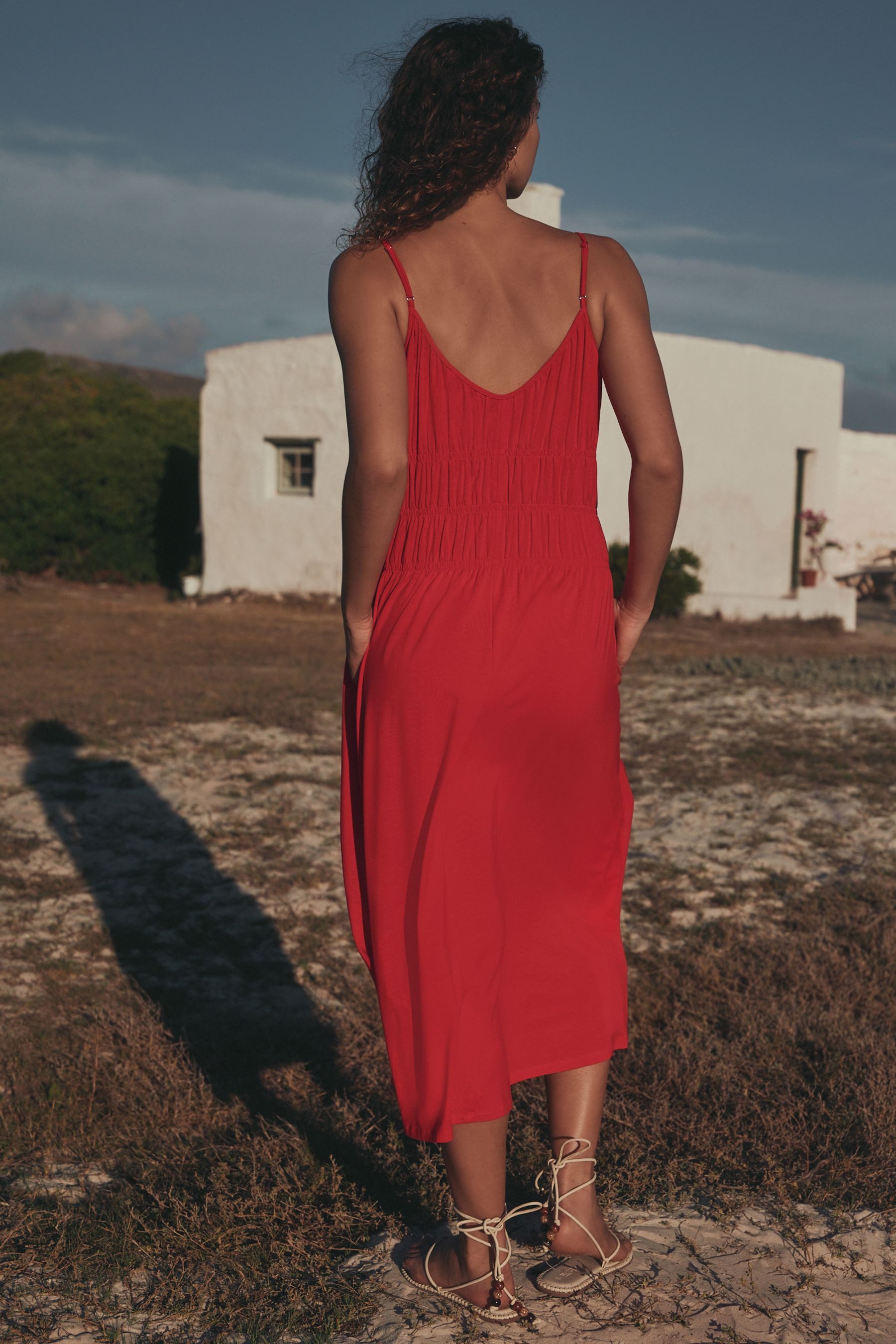 Next Midikleid Gesmoktes Minikleid mit dünnen Trägern (1-tlg) – Bild 2 von 5