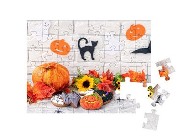 puzzleYOU Puzzle Halloween-Party mit Keksen und lustiger Dekoration, 48 Puzzleteile, puzzleYOU-Kollektionen Festtage