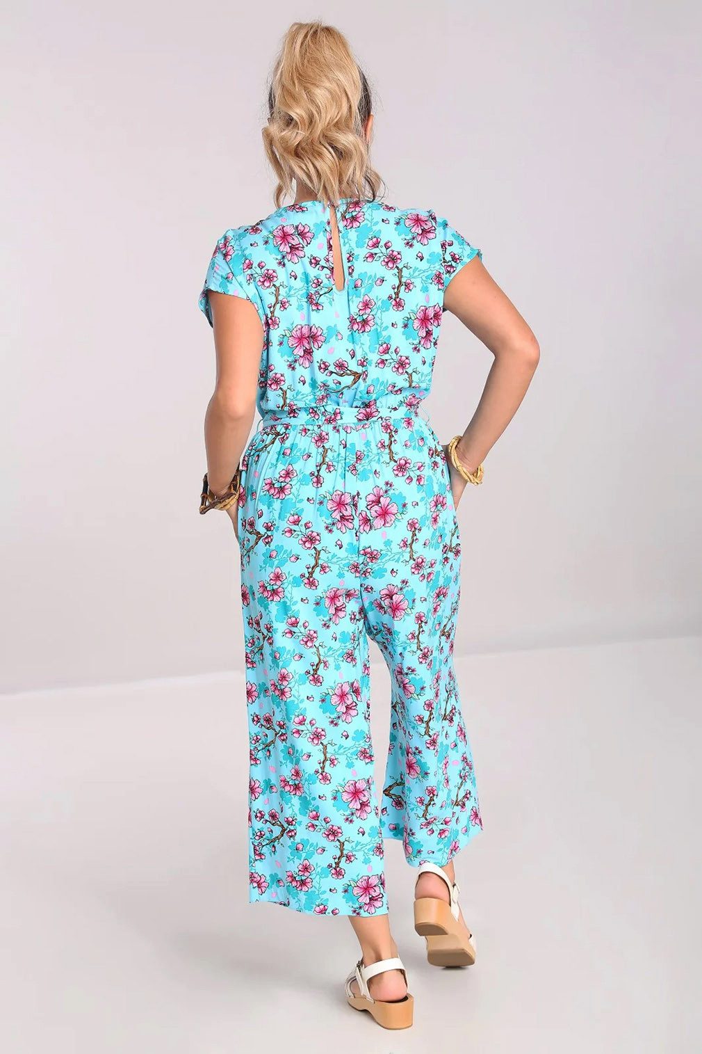 Hell Bunny Jumpsuit Louella Retro Blumen Print Vintage Blüten Overall Relax günstig online kaufen