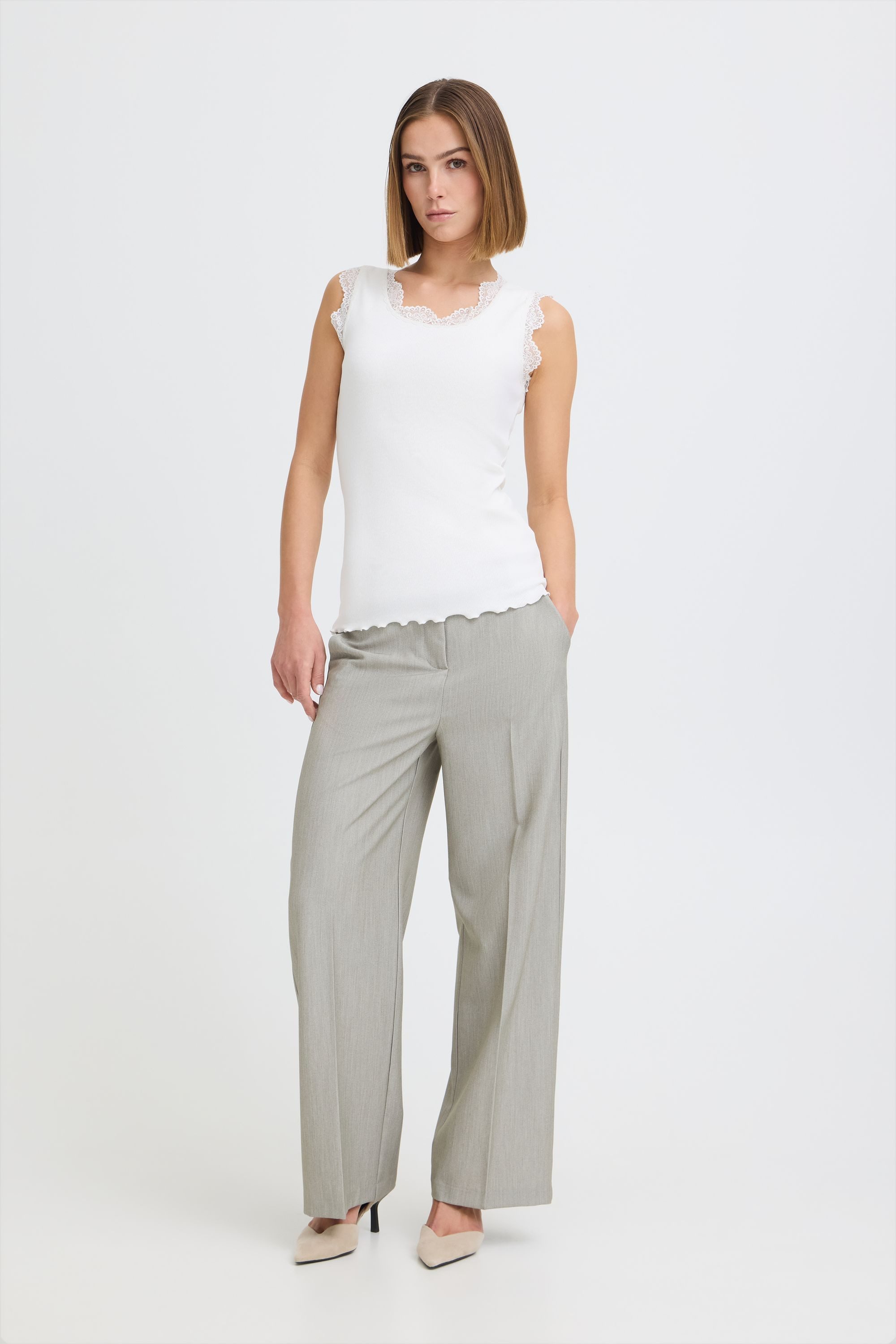 OXMO Shirttop OXNSuna Rib-Top mit Spitze