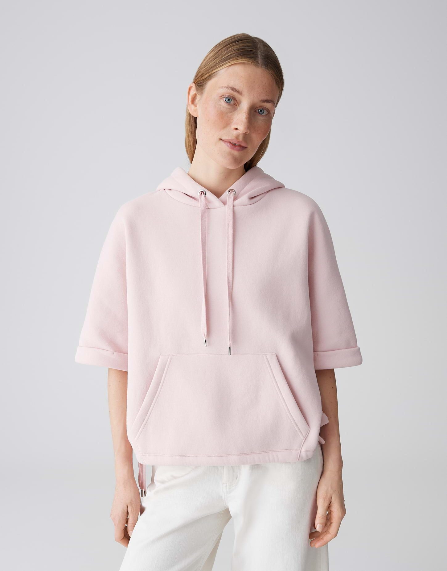 OPUS Hoodie Hoodie aus Sweatware mit samtiger Oberfläche Kängurutasche vorne, Tunnelzug im Saum