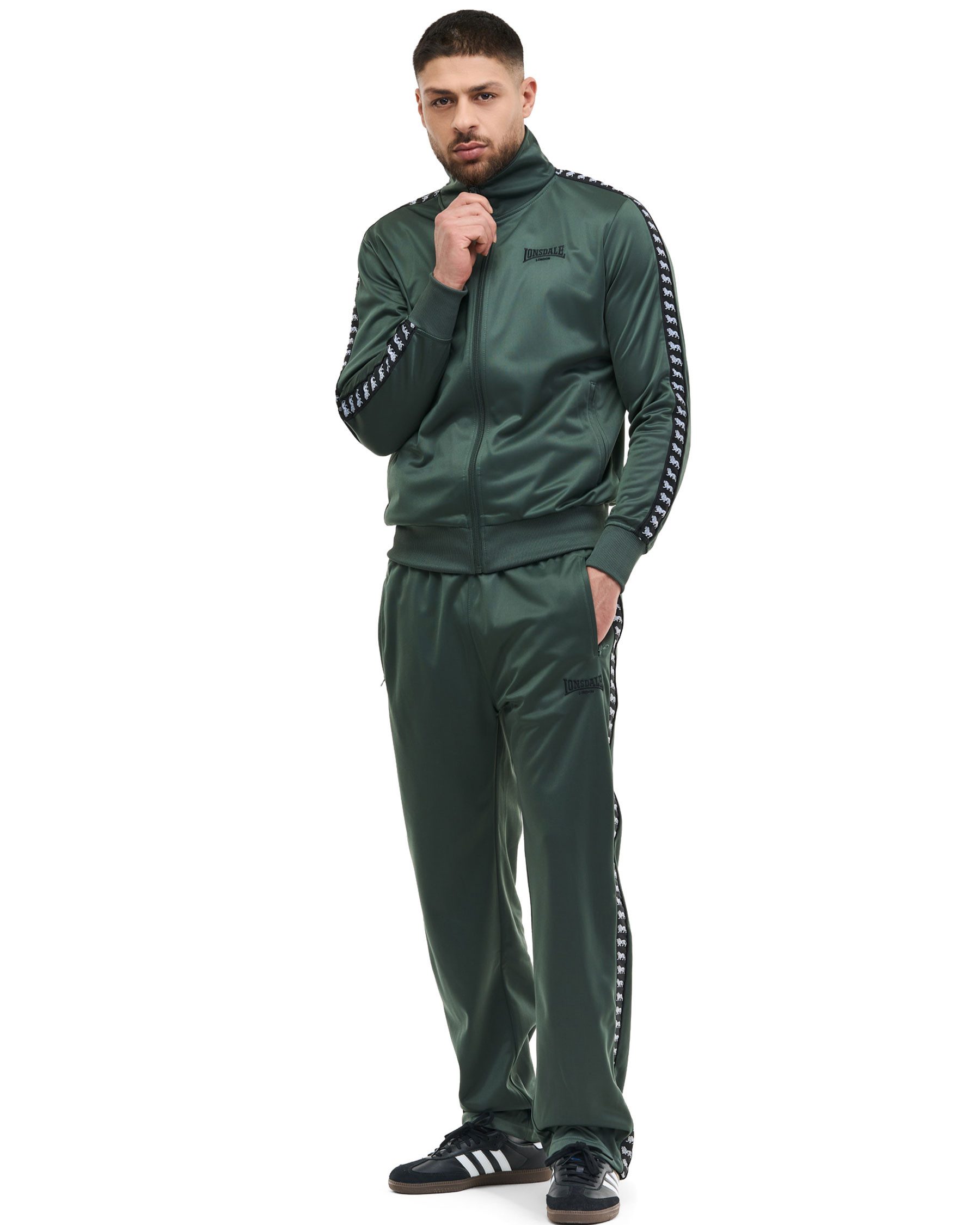 Lonsdale Jogginganzug Lonsdale Trainingsanzug Wyberton (2-tlg), Taftband entlang der Ärmeln und der Schulterpartie