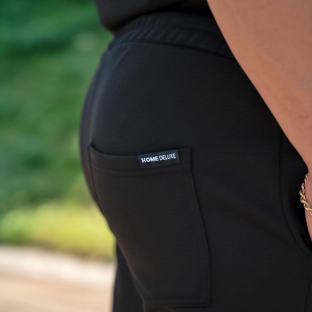 HOME WEAR Jogginghose Sweatpants 70% Baumwolle, Schwerer Premium Stoff mit 350 GSM, Sporthose