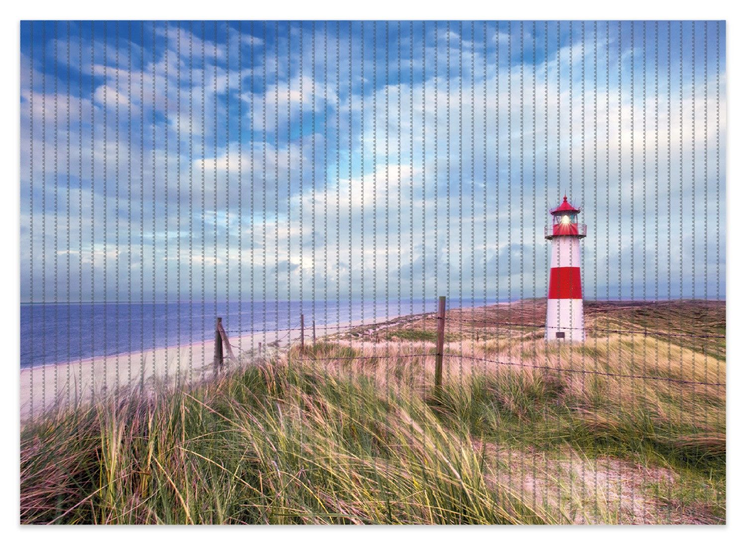 Wallario Schaum-Badematte Leuchtturm am Strand von Sylt, Höhe 5.5 mm, rutschhemmend, geeignet für Fußbodenheizungen, Polymer-Schaum, rechteckig
