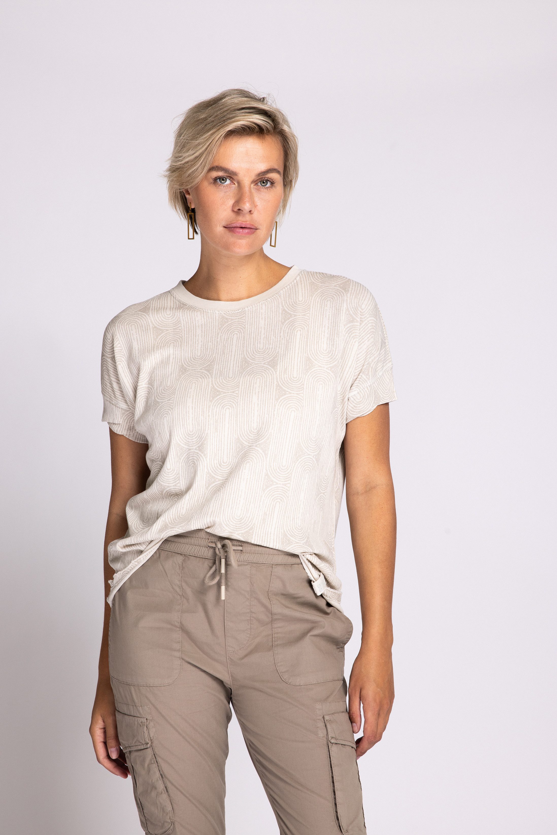 Zhrill T-Shirt ZHRAHEL mit dezentem Allover-Print günstig online kaufen