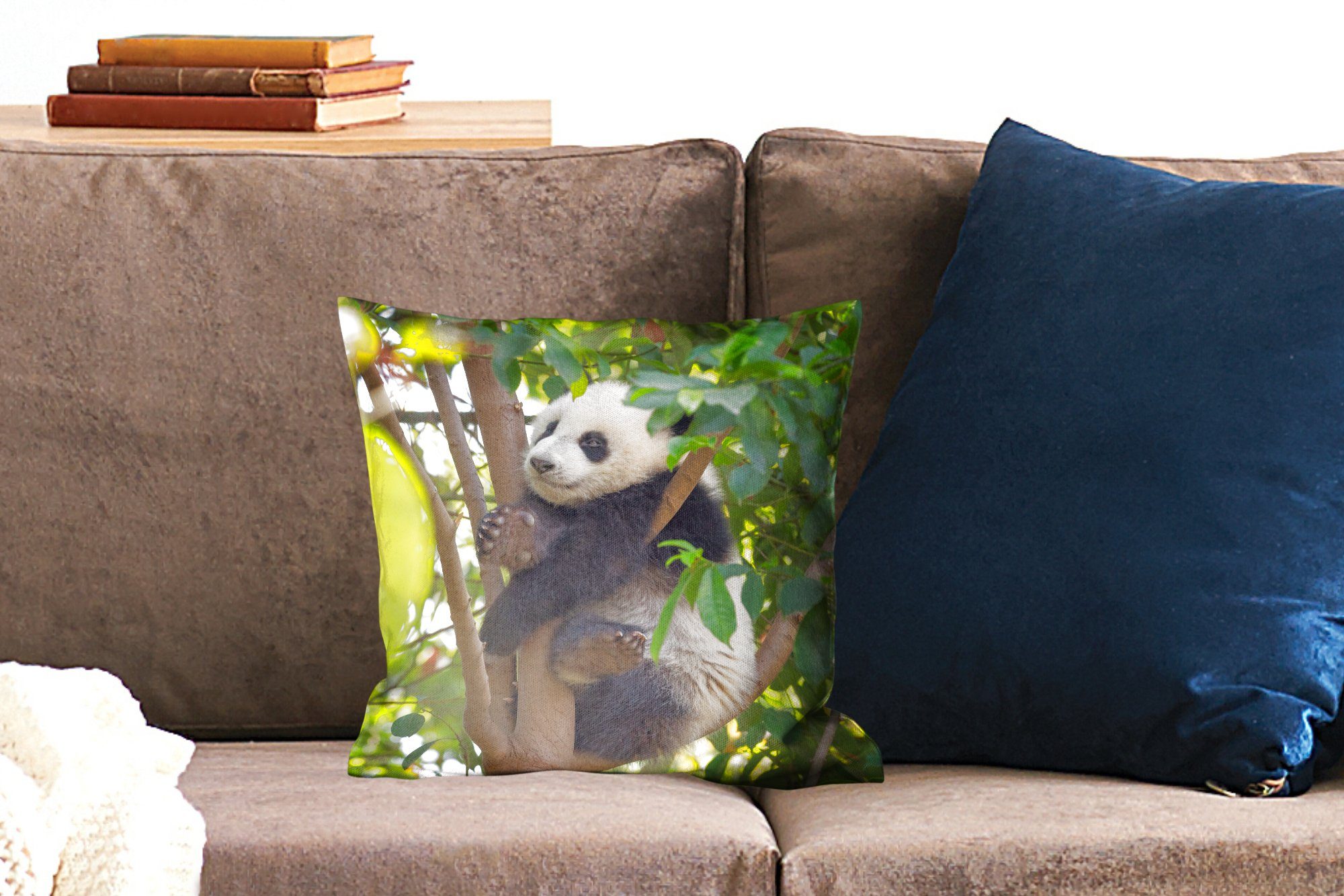 MuchoWow Dekokissen Panda Sofakissen Baum, Tier Wohzimmer, Schlafzimmer, - mit Füllung Deko, - für Zierkissen