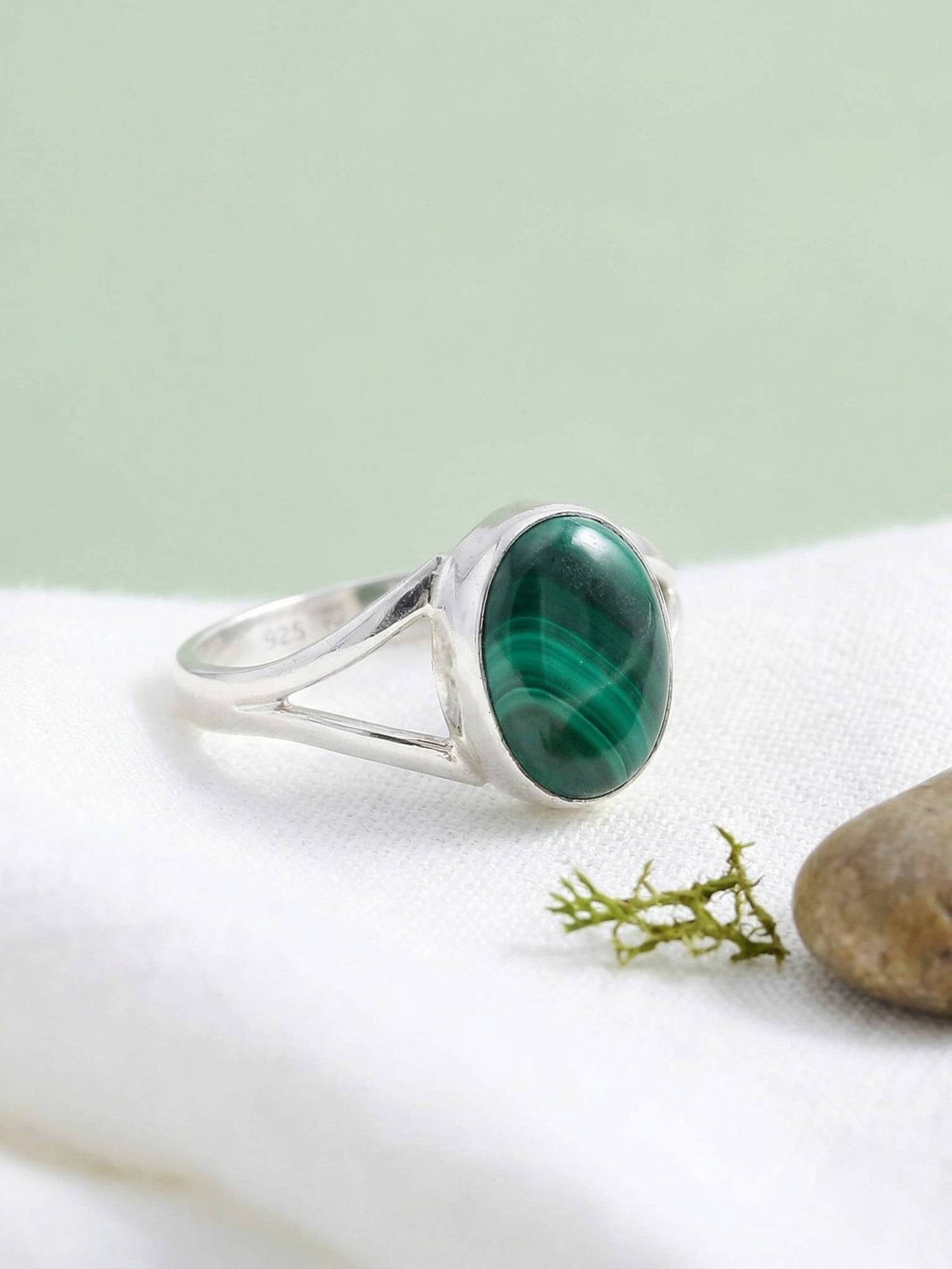 mantraroma Silberring HARDIN aus 925 Silber mit Malachit (Ring mit Schmuckbeutel), Damenring aus 925er Silber