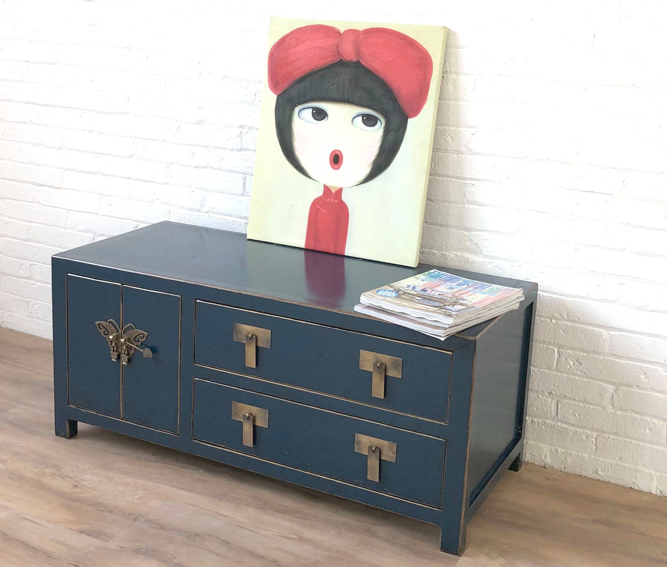 Opium Outlet Kommode Tv Kommode Sideboard Aus China Im Vintage Stil Chinesische Kommode Asia Lowboard Orientalisches Sideboard Shabby Chic Vintage Stil Online Kaufen Otto