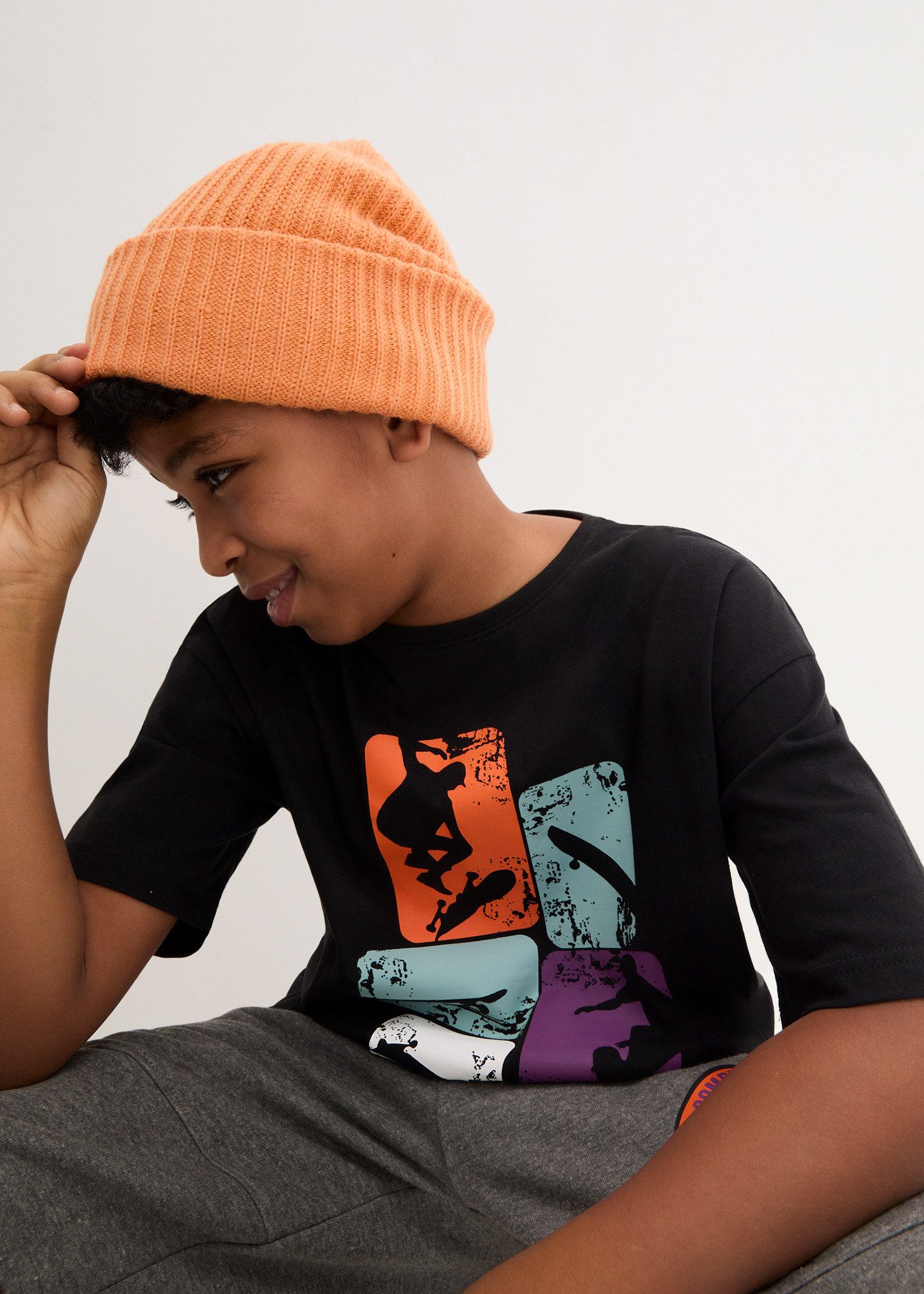 bonprix T-Shirt lockere Passform, Kurzarm-Design, aus reiner Baumwolle