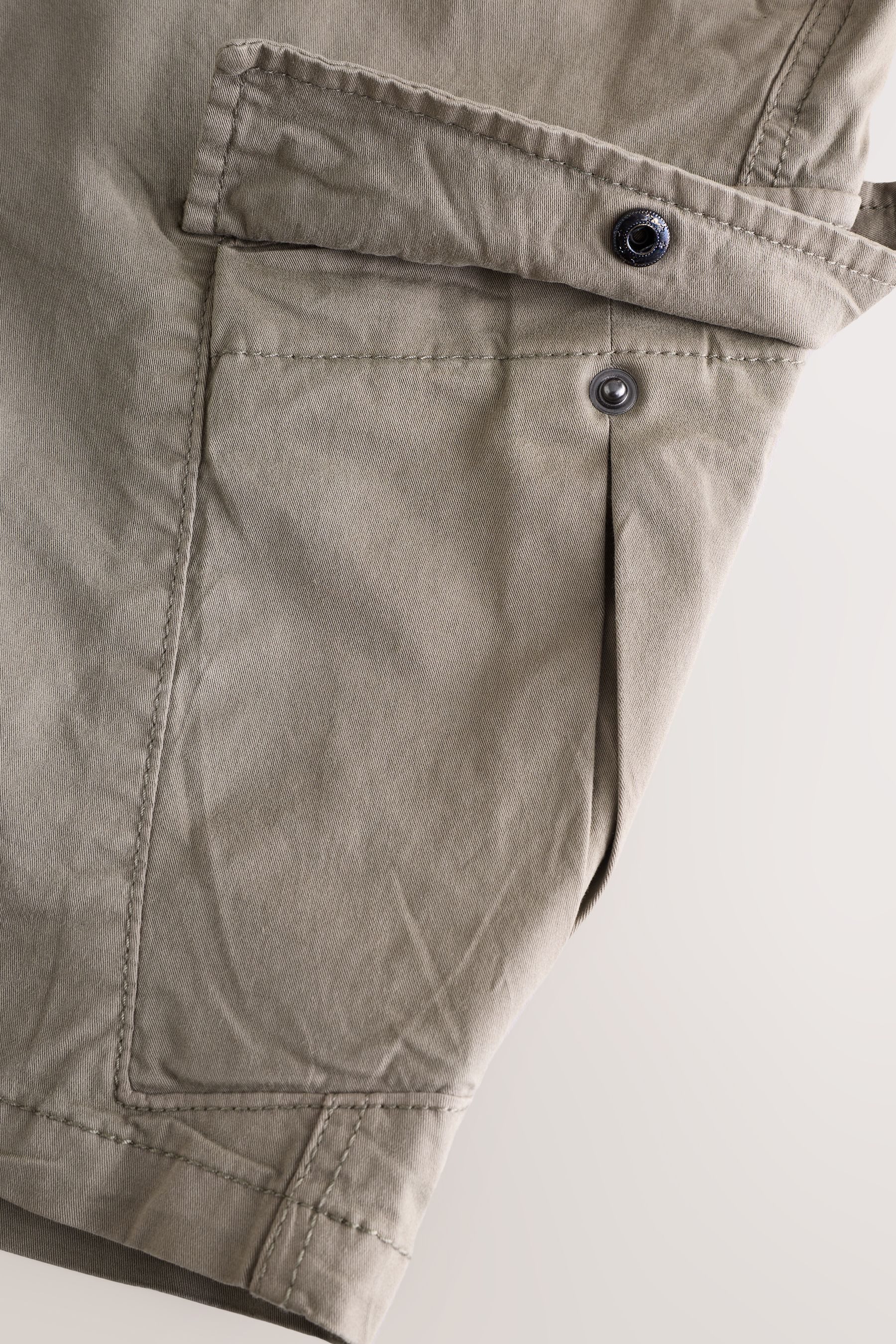 Next Shorts Cargo-Shorts mit elastischem Bund (1-tlg)