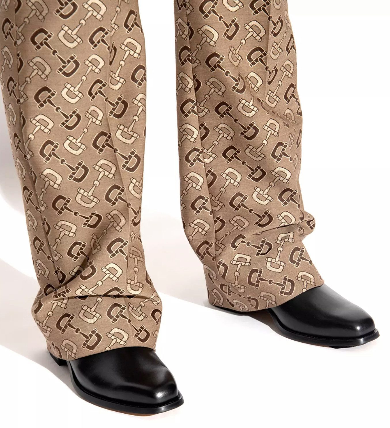 GUCCI Horsebit Ankle Stiefel Bootsschuh Ikonische Horsebit-Detail als Hommage an Guccis Reit-Tradition