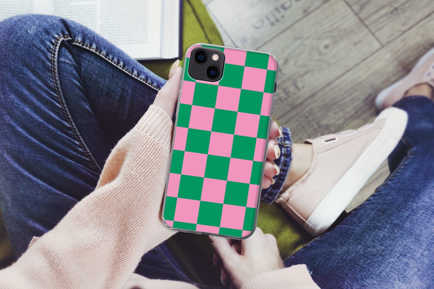 MuchoWow Handyhülle für Apple iPhone 13 mini Schachbrettmuster - Grün - Rosa - Würfel, Smartphone-Bumper, Print, Handy Schutzhülle Dünn