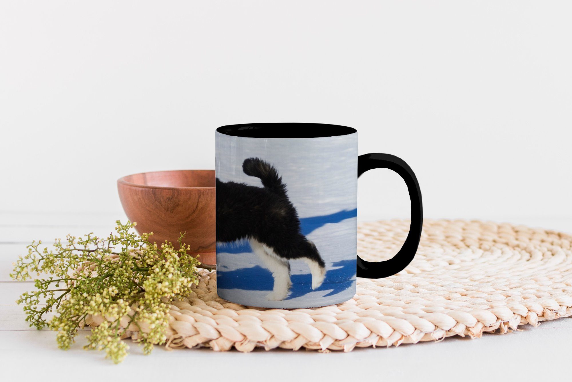 Husky-Welpe Geschenk Keramik, über läuft Teetasse, Tasse MuchoWow Farbwechsel, Zaubertasse, Schnee, den Kaffeetassen,