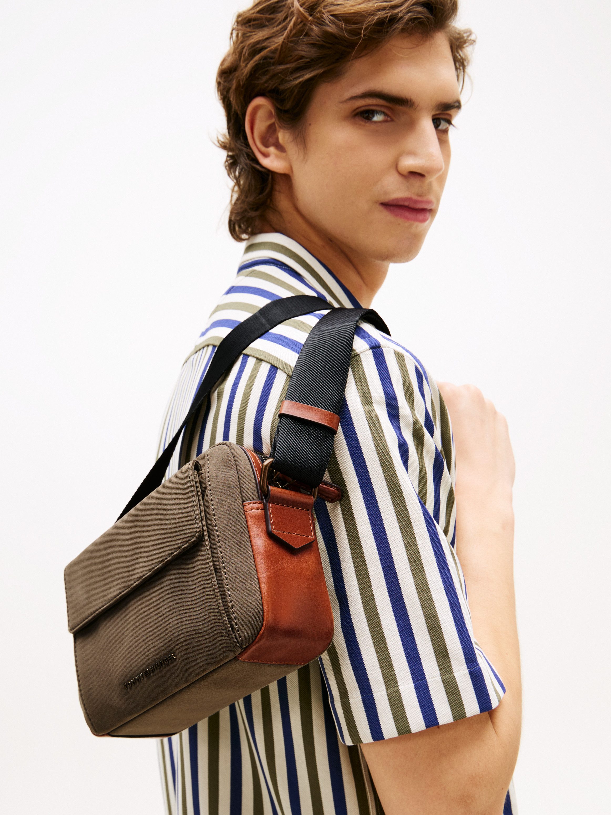 Tommy Hilfiger Umhängetasche TH CASUAL PREP CROSSOVER, Men Schultertasche, Kamerabag, mit verstellbarem Umhängeriemen