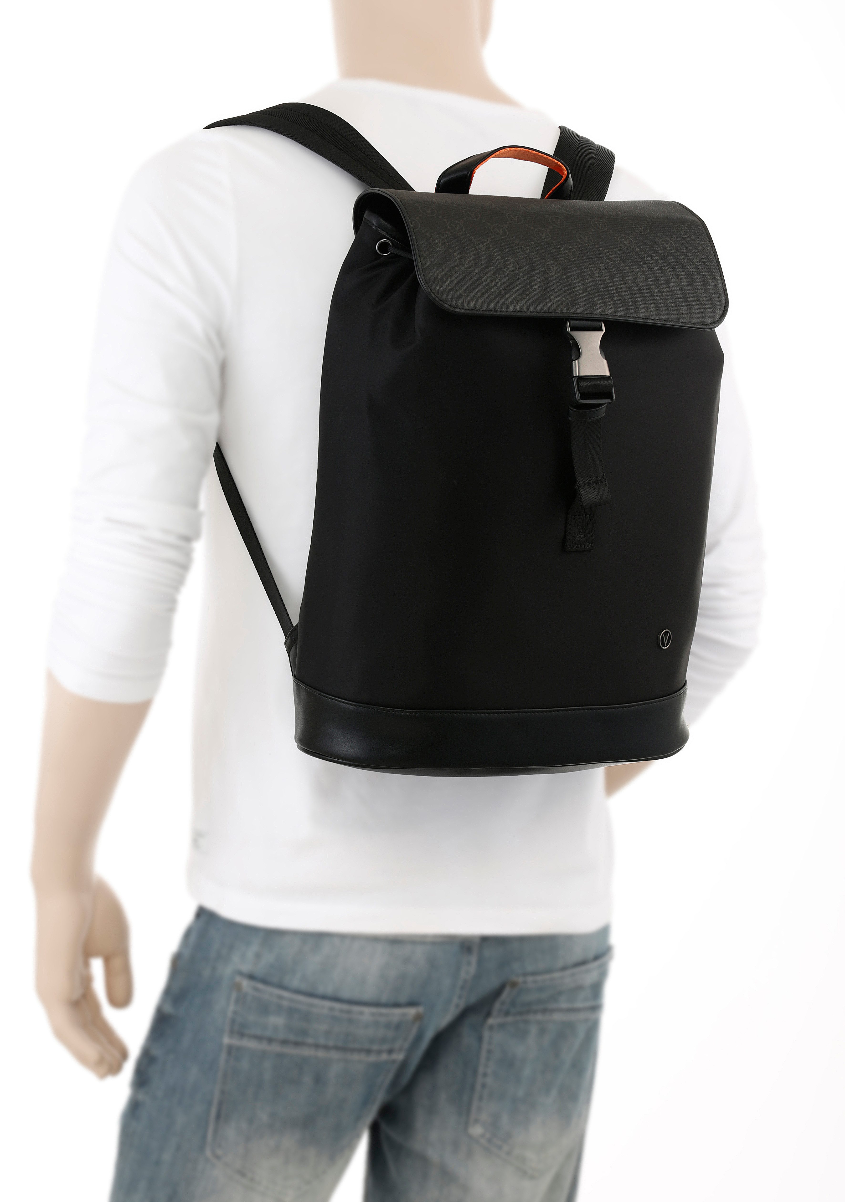 VALENTINO BAGS Cityrucksack NEMESYS, Freizeitrucksack mit Überschlag