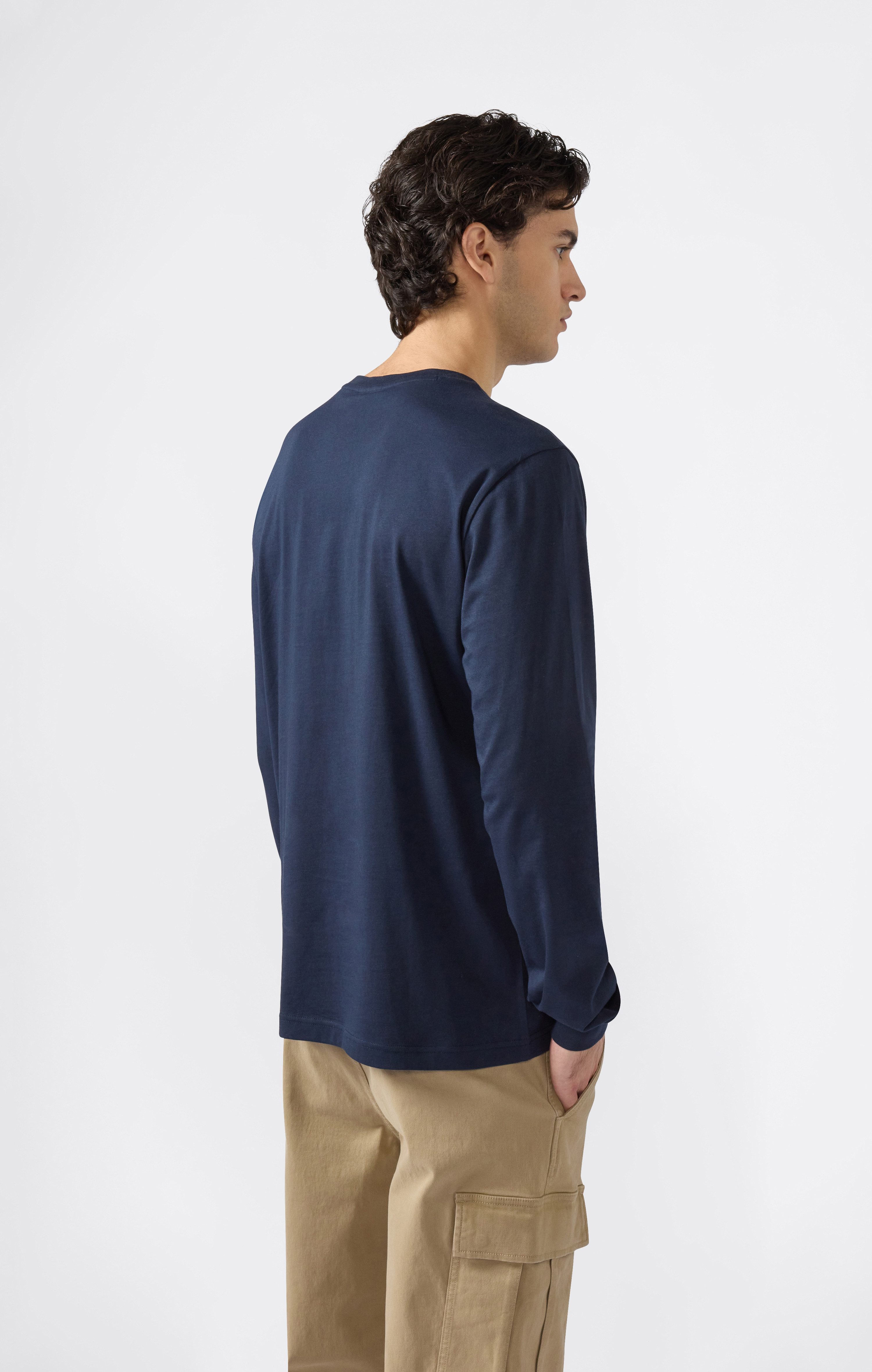 Champion T-Shirt BASICS Long-Sleeve T-Shirt Large Logo Langarm-Design, sportlicher Stil, aus Baumwolle