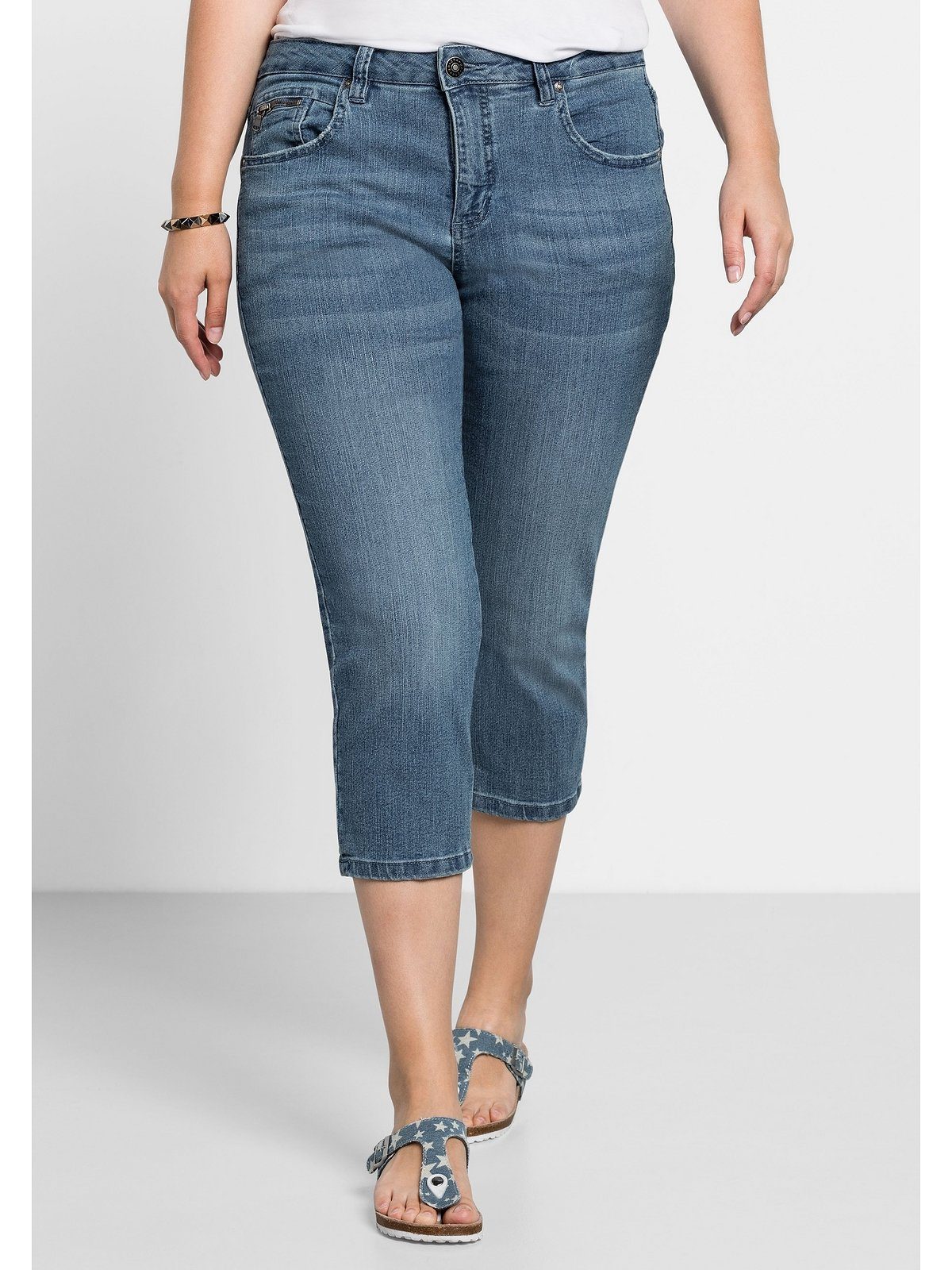 Sheego Caprijeans Große Größen mit Used-Effekten
