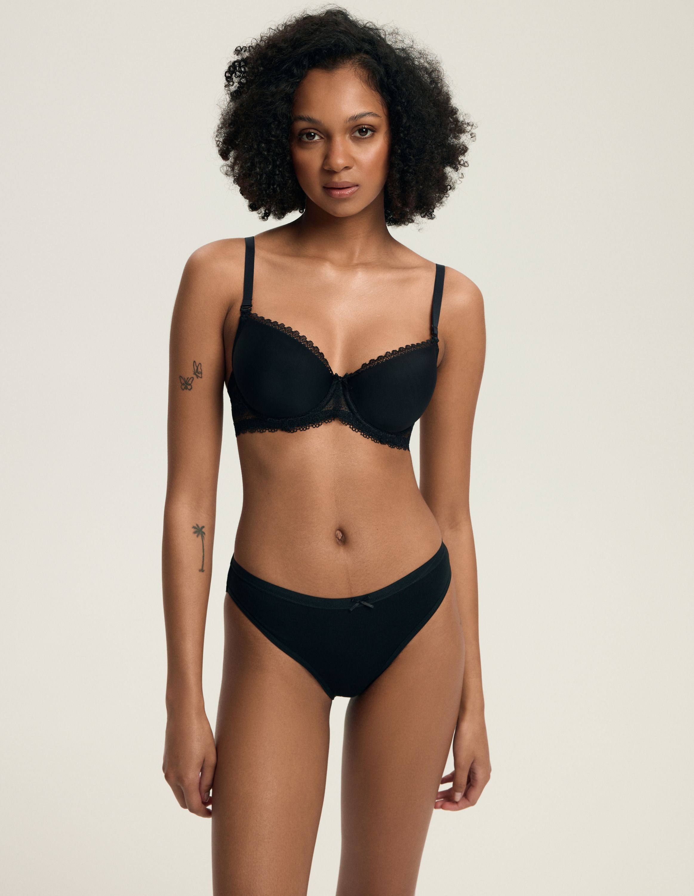 Henderson Push-up-BH Push-up-BH Julietta, glatte Cups, abnehmbare Träger