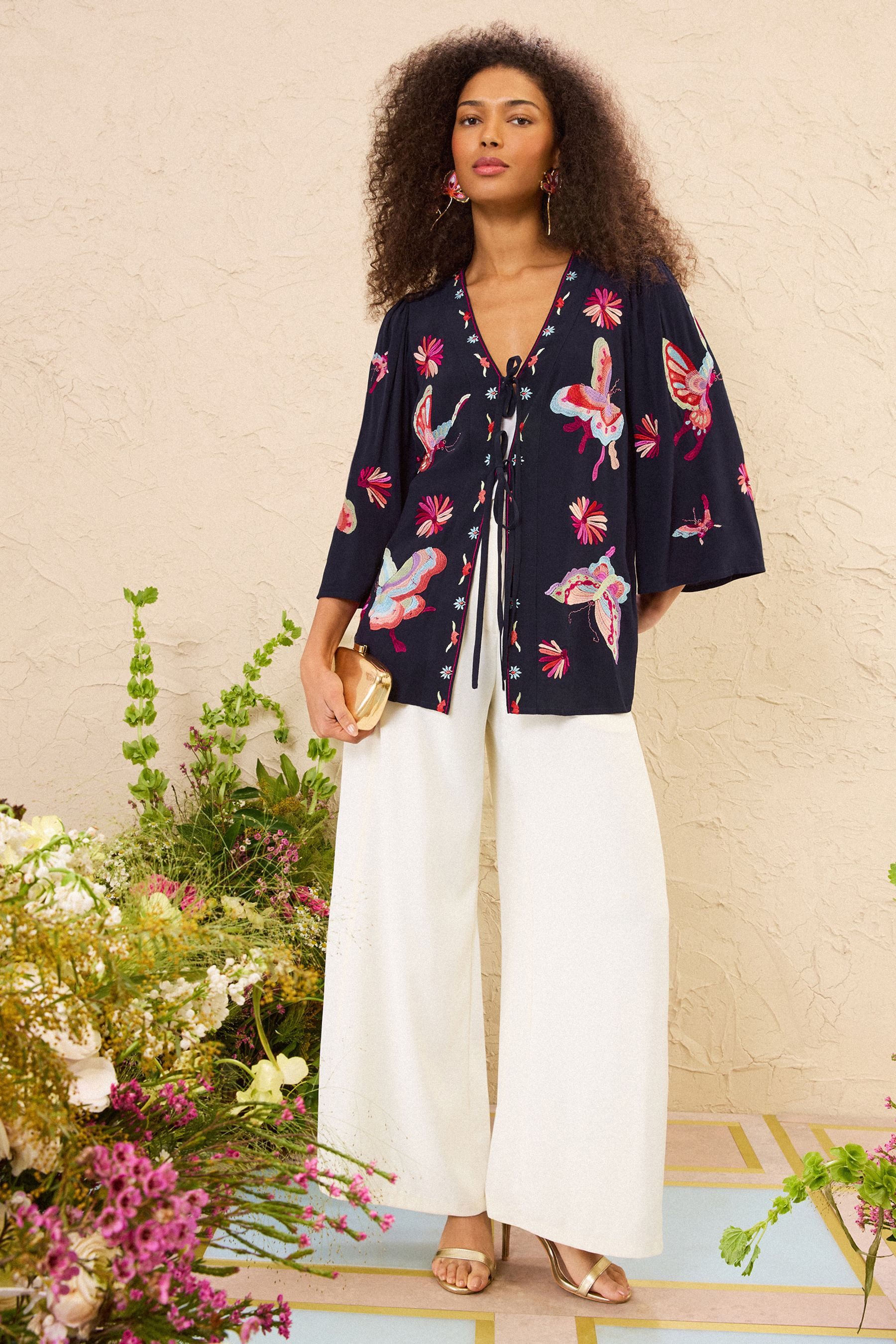 Love & Roses Blusenkimono Love & Roses Kimono mit Stickerei (1-tlg)
