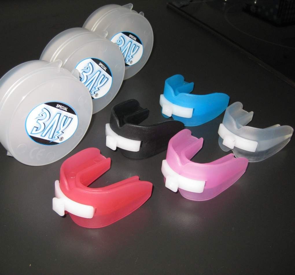 beide Zahnreihen Double Mundschutz Doppel Sport BAY-Sports schwarz für Zahnschutz Zahnschützer Kampfsport,