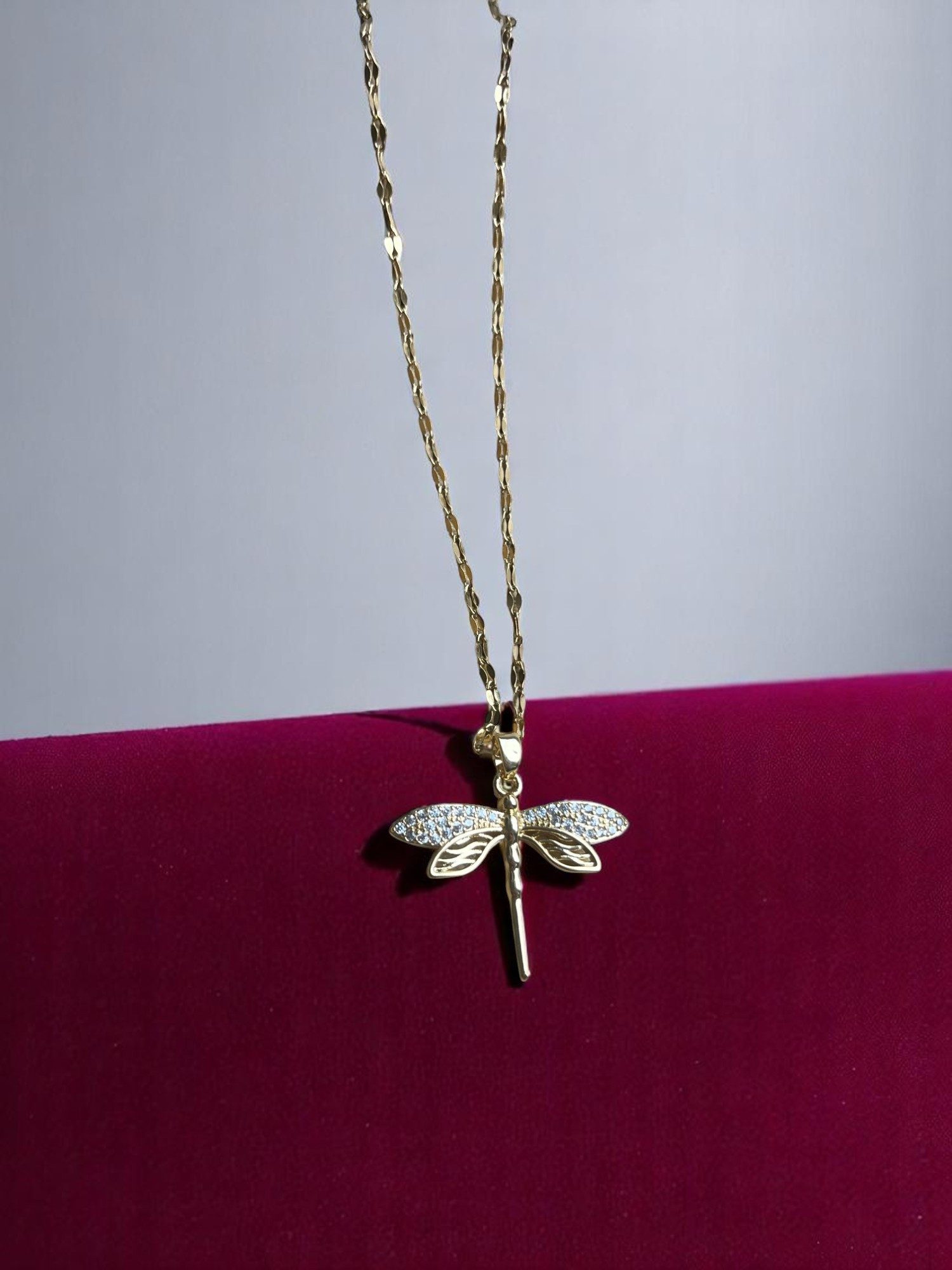 Medusa Accessoires Charm-Kette Libellen Halskette