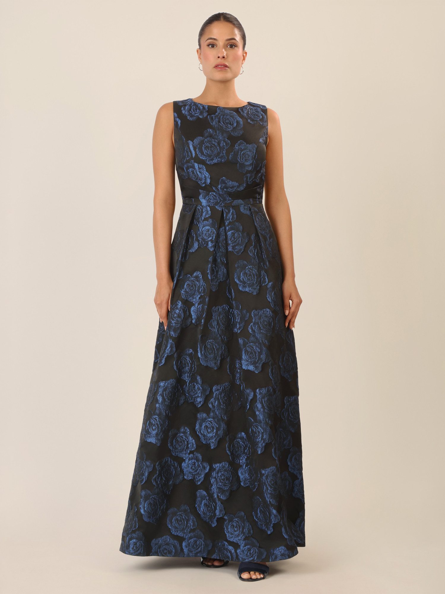 Apart Abendkleid mit Jacquard-Rosenstruktur günstig online kaufen