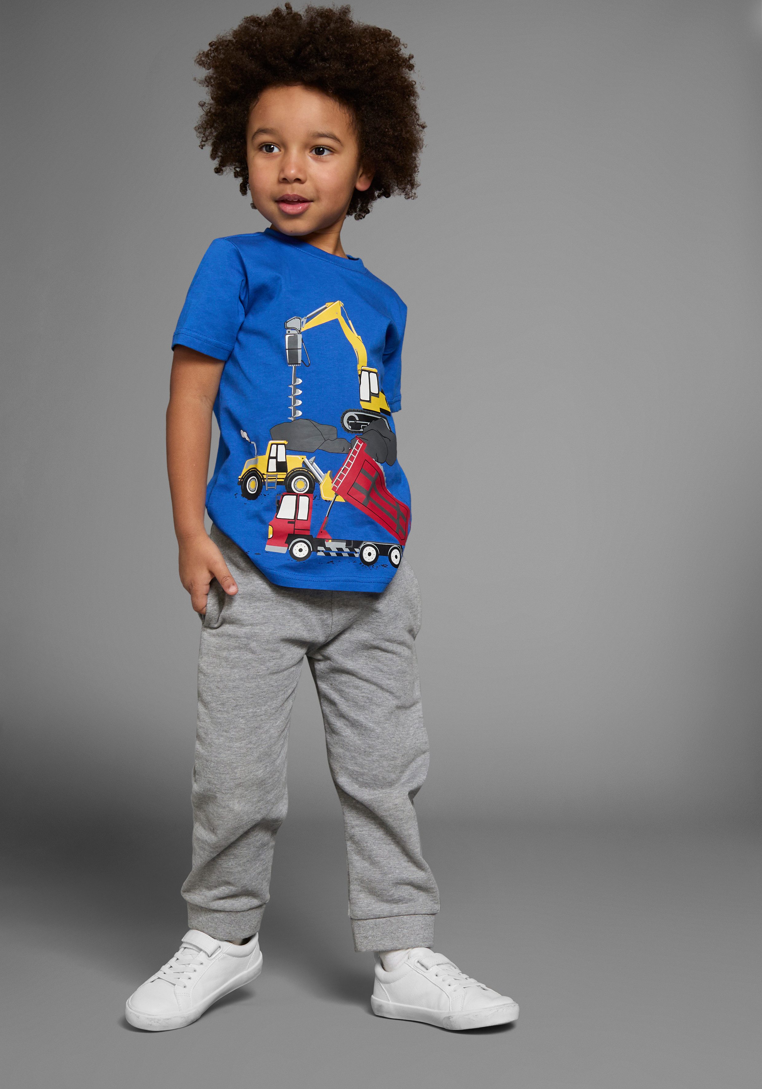 KIDSWORLD T-Shirt mit coolen BAUMASCHINEN Print Kurzarm, Basic-Passform, bedruckt, Rundhalsausschnitt
