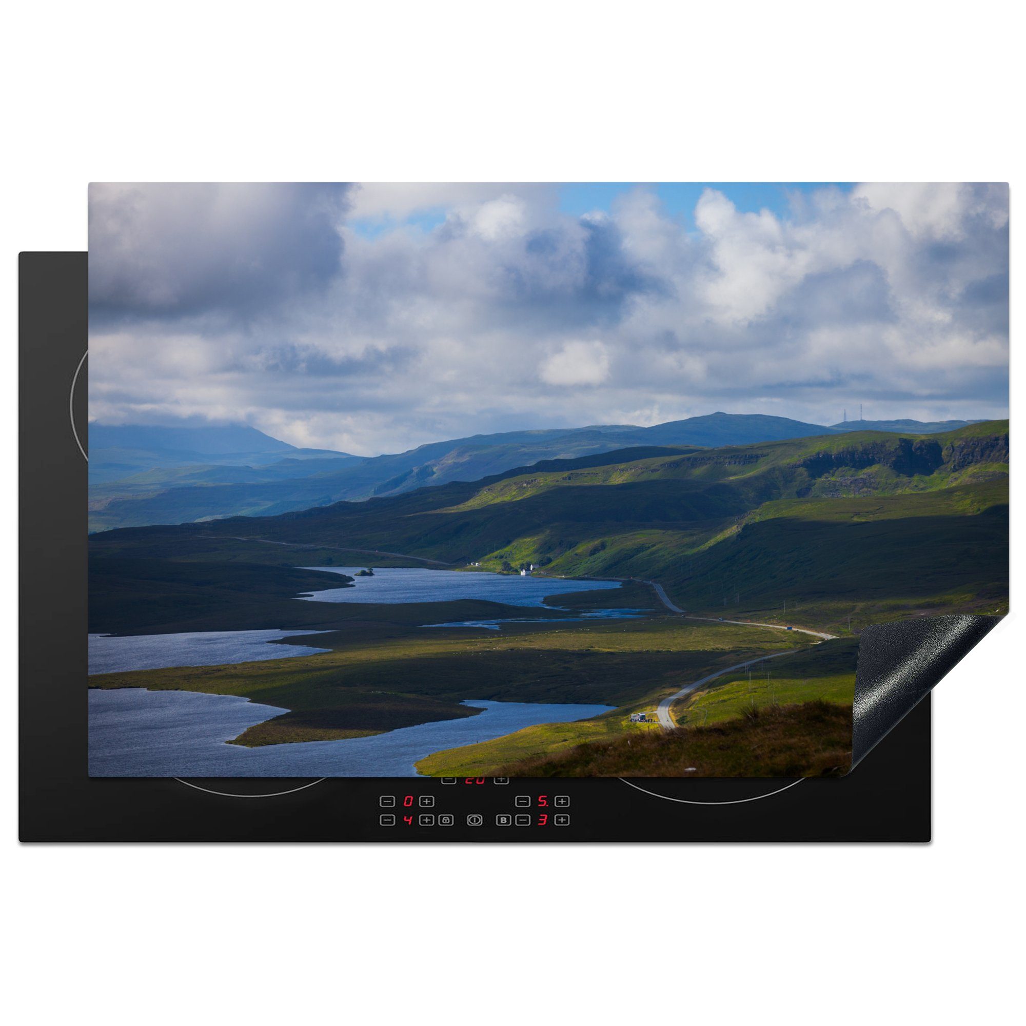 MuchoWow Herdblende-/Abdeckplatte Blick auf die Landschaft der schottischen Insel Skye, Vinyl, (1 tlg), 81x52 cm, Induktionskochfeld Schutz für die küche, Ceranfeldabdeckung
