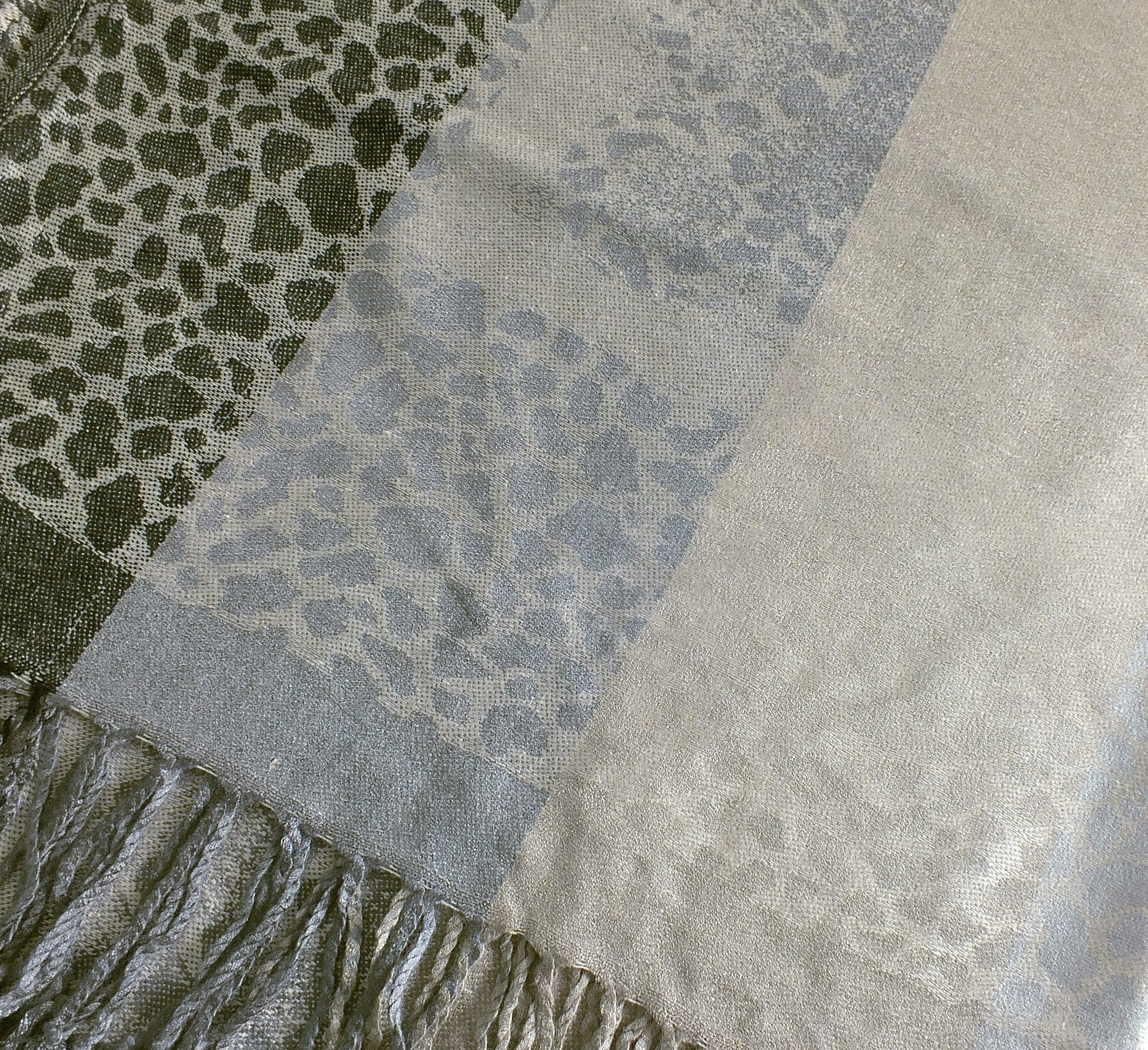 chic4home Schal Dreamy Flair, (1-St. 1-teilig), Damen Schal Stola eleganter Longschal Leopardenmuster